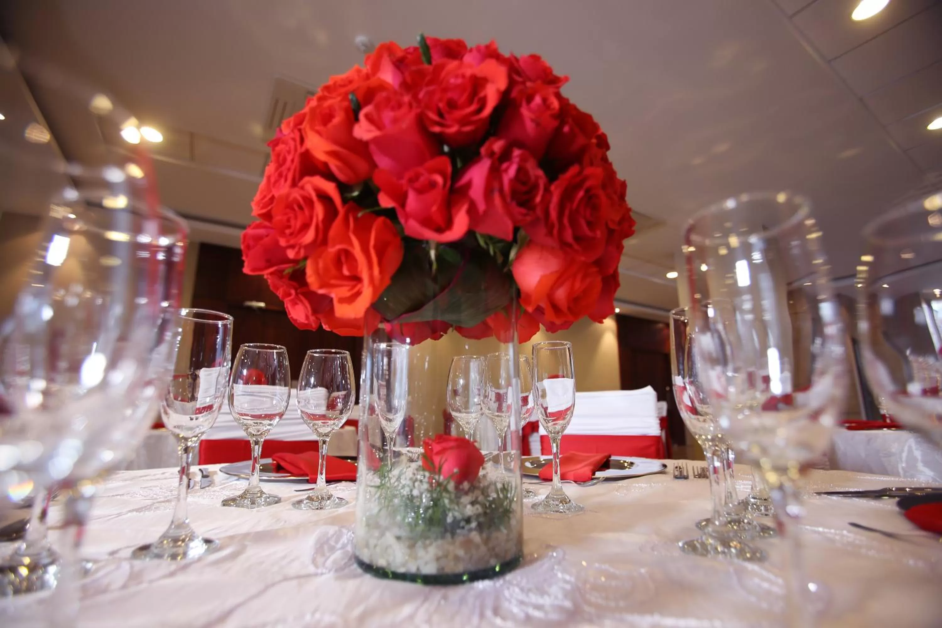 Business facilities in Hotel Reina Isabel