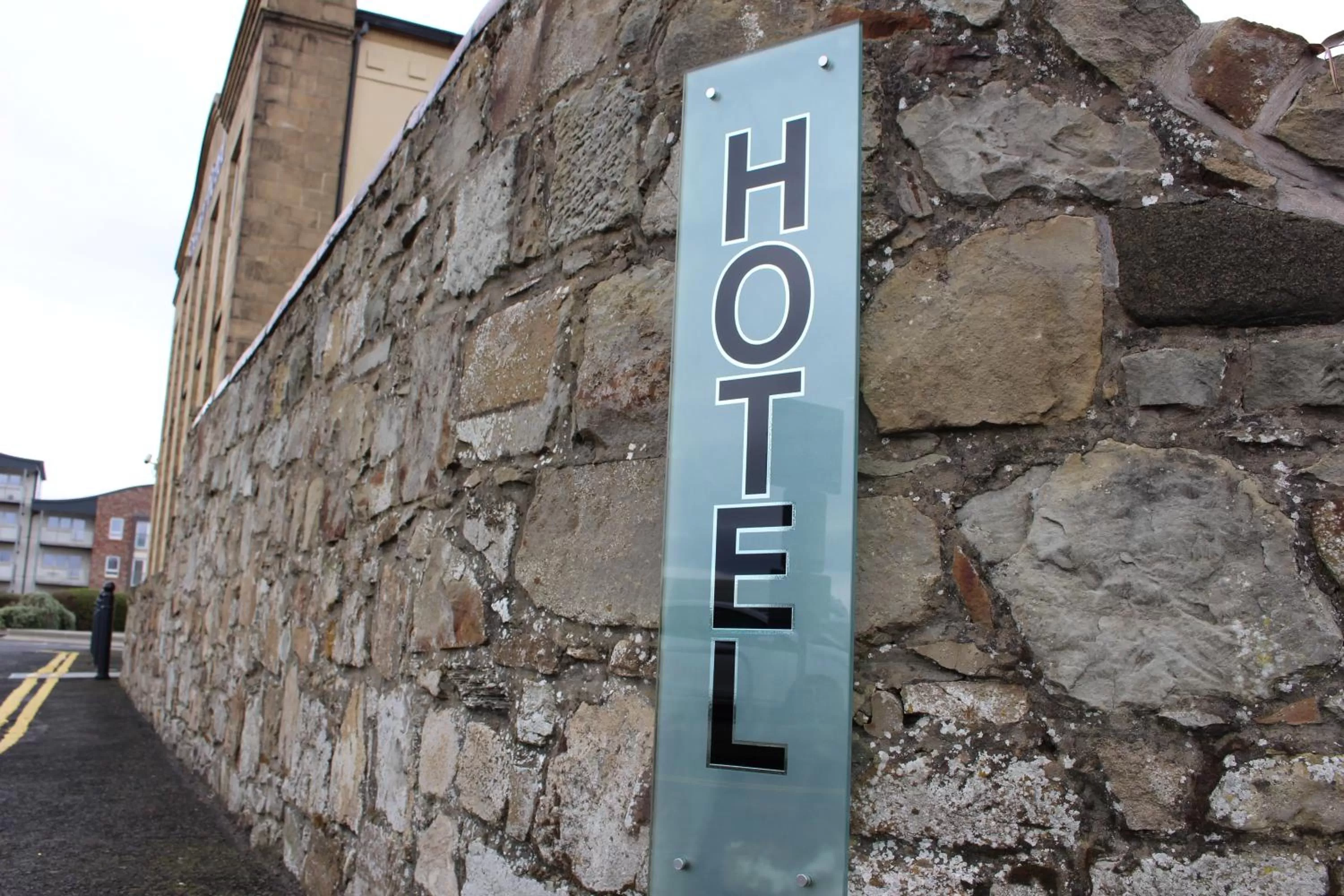 Property logo or sign in Horizon Hotel