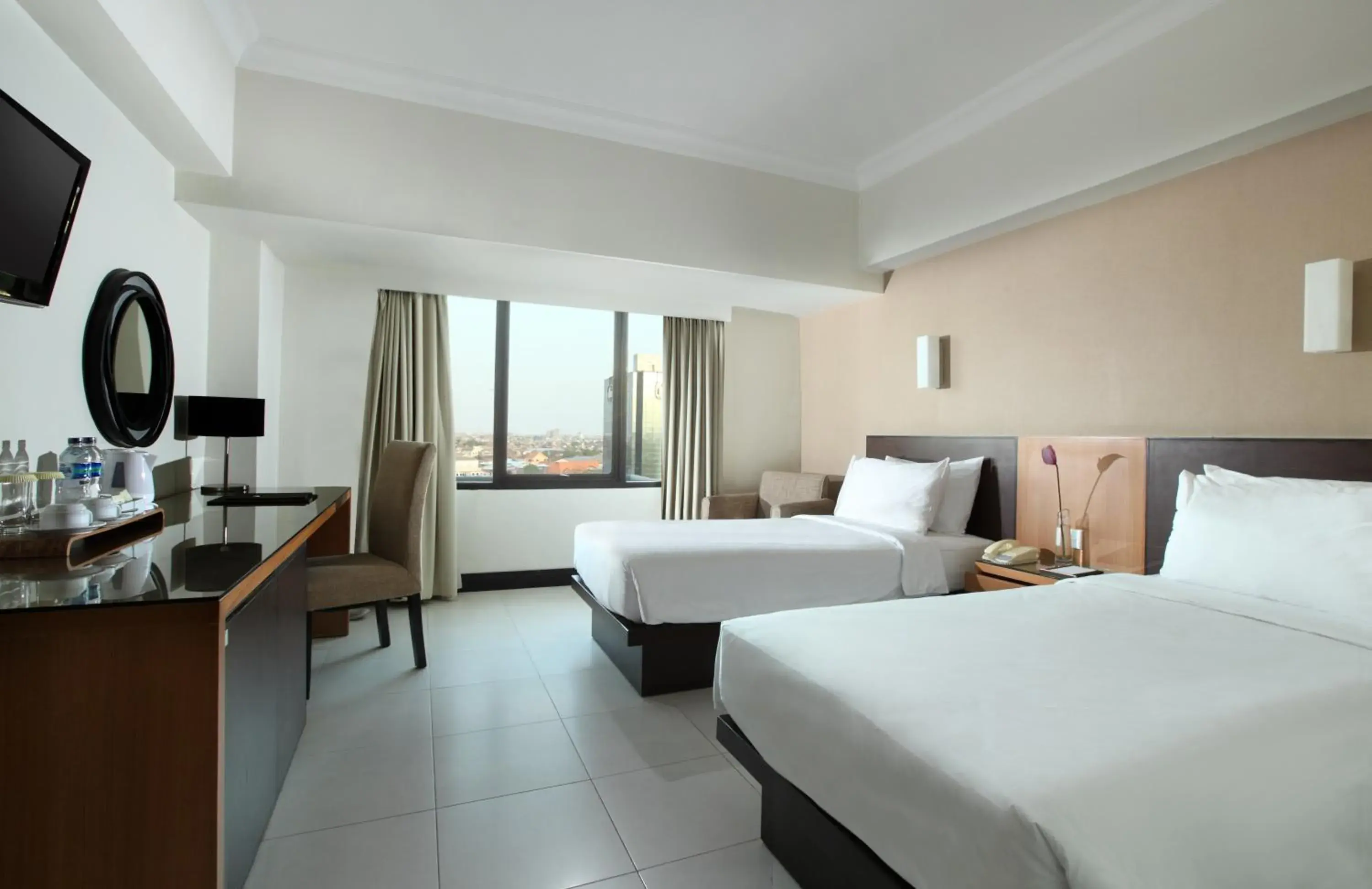 Photo of the whole room in Hotel Santika Pandegiling Surabaya