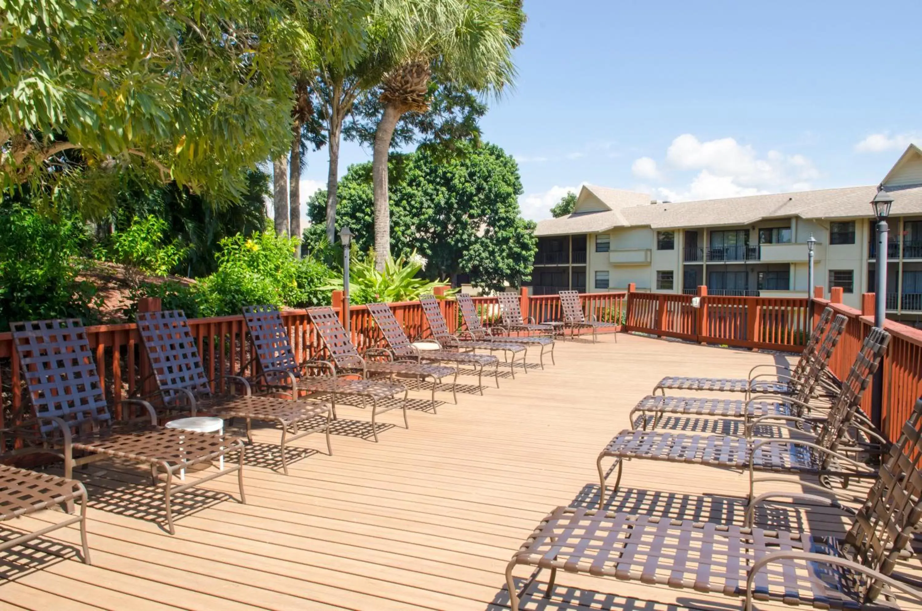 Patio in Park Shore Resort by Sunstream