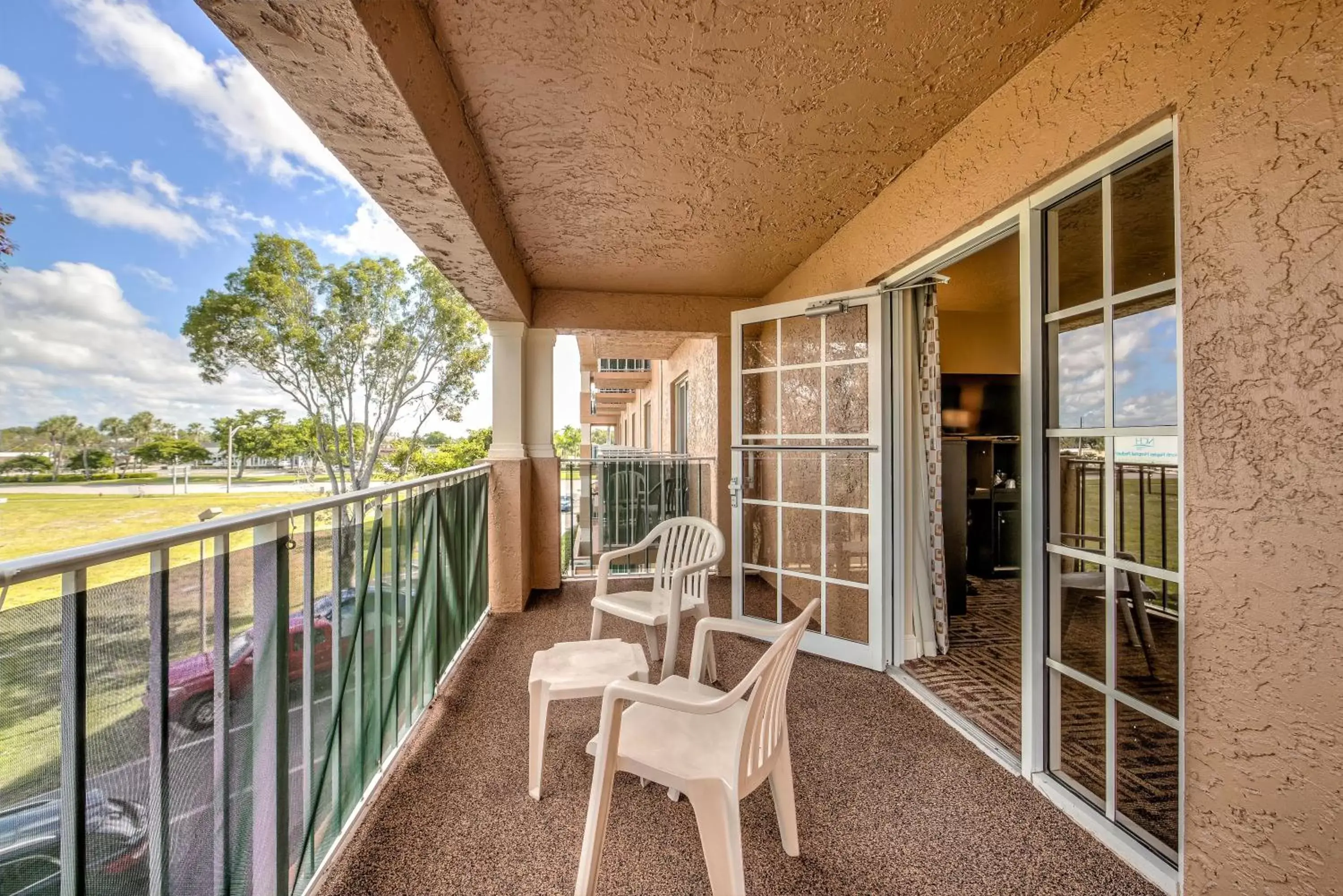 Balcony/Terrace in Inn of Naples, Tapestry Collection by Hilton