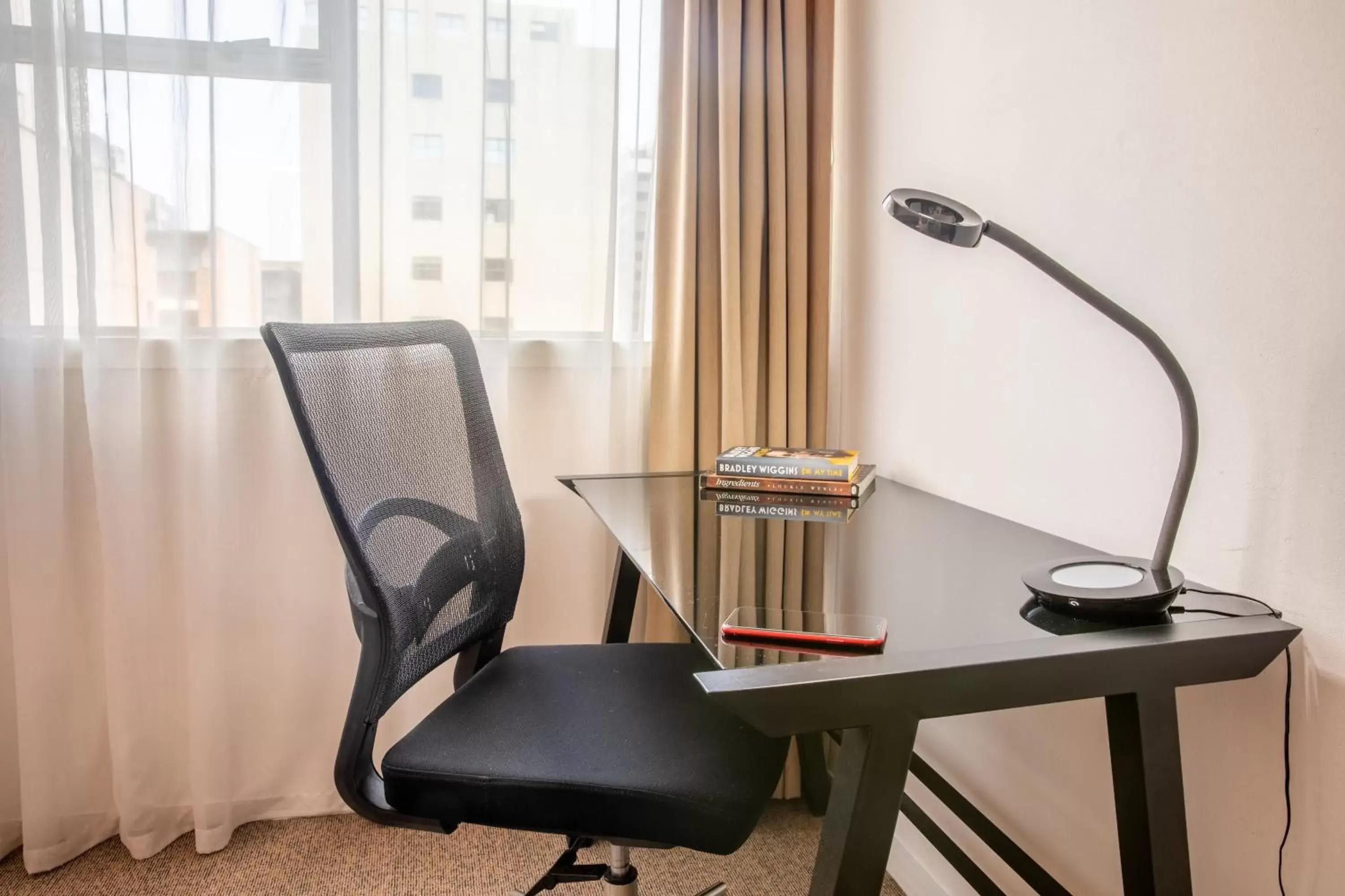 Property building, Seating Area in Mercure Wellington Abel Tasman Hotel