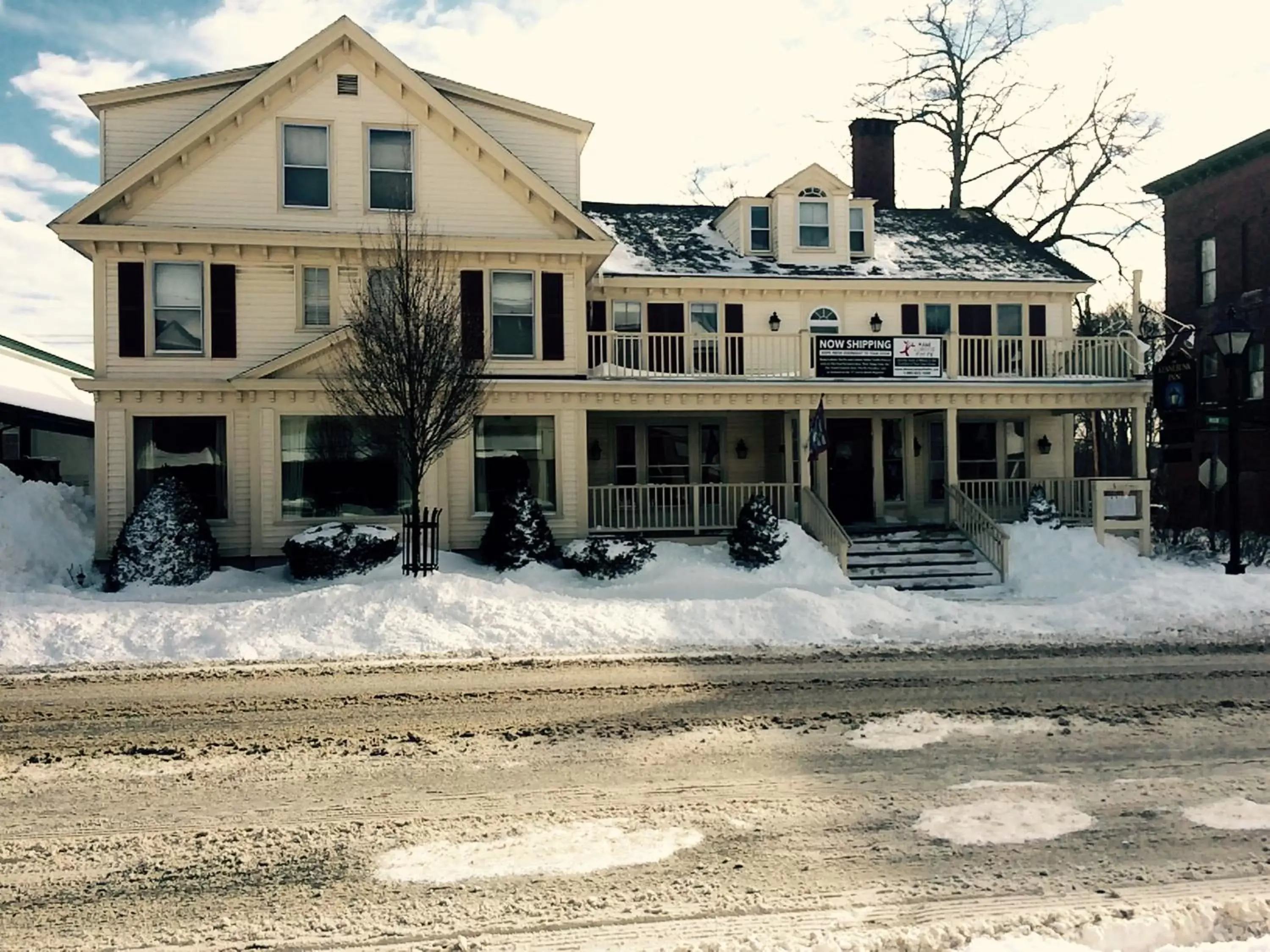 Facade/entrance in The Kennebunk Inn