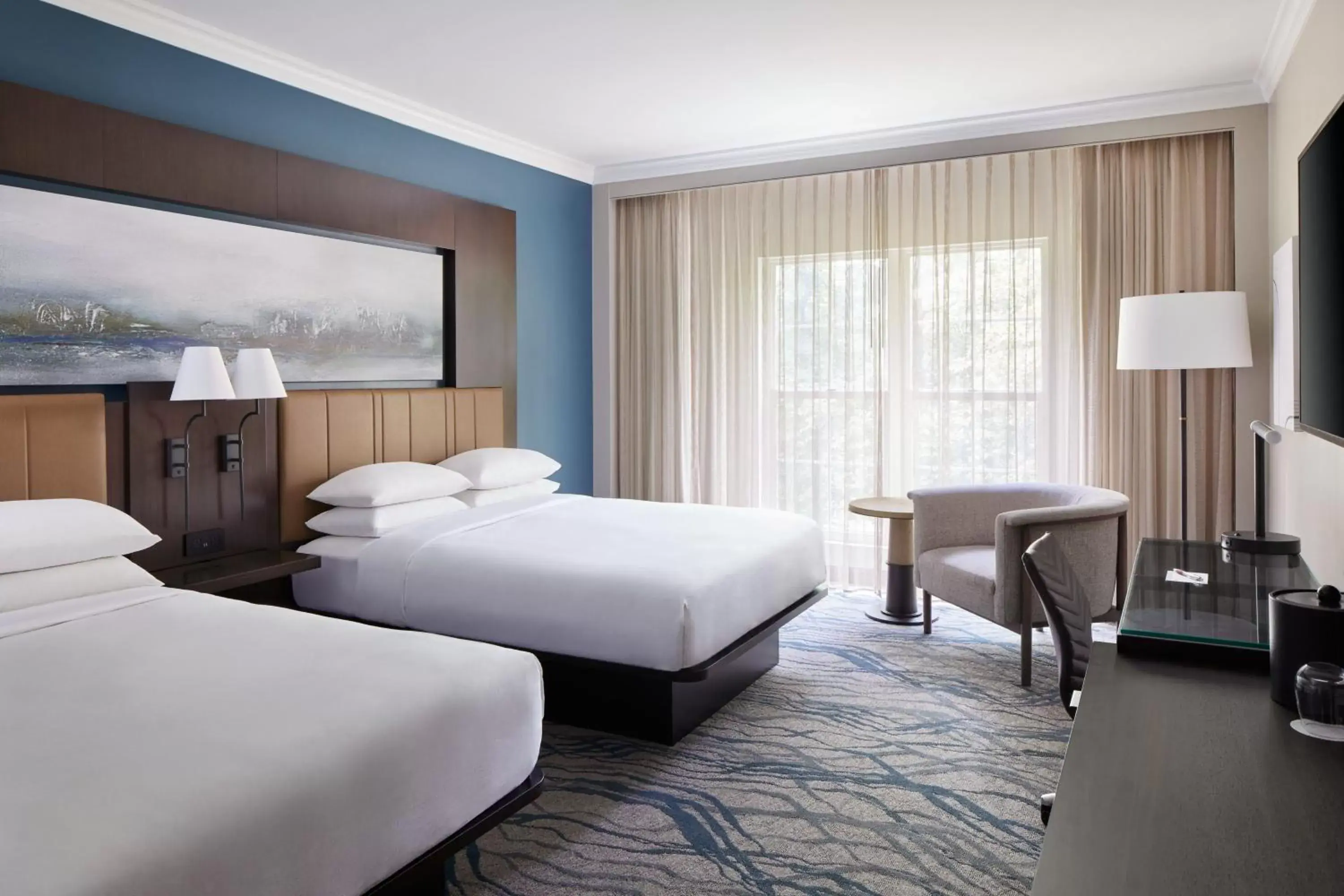 Photo of the whole room, Bed in Westfields Marriott Washington Dulles