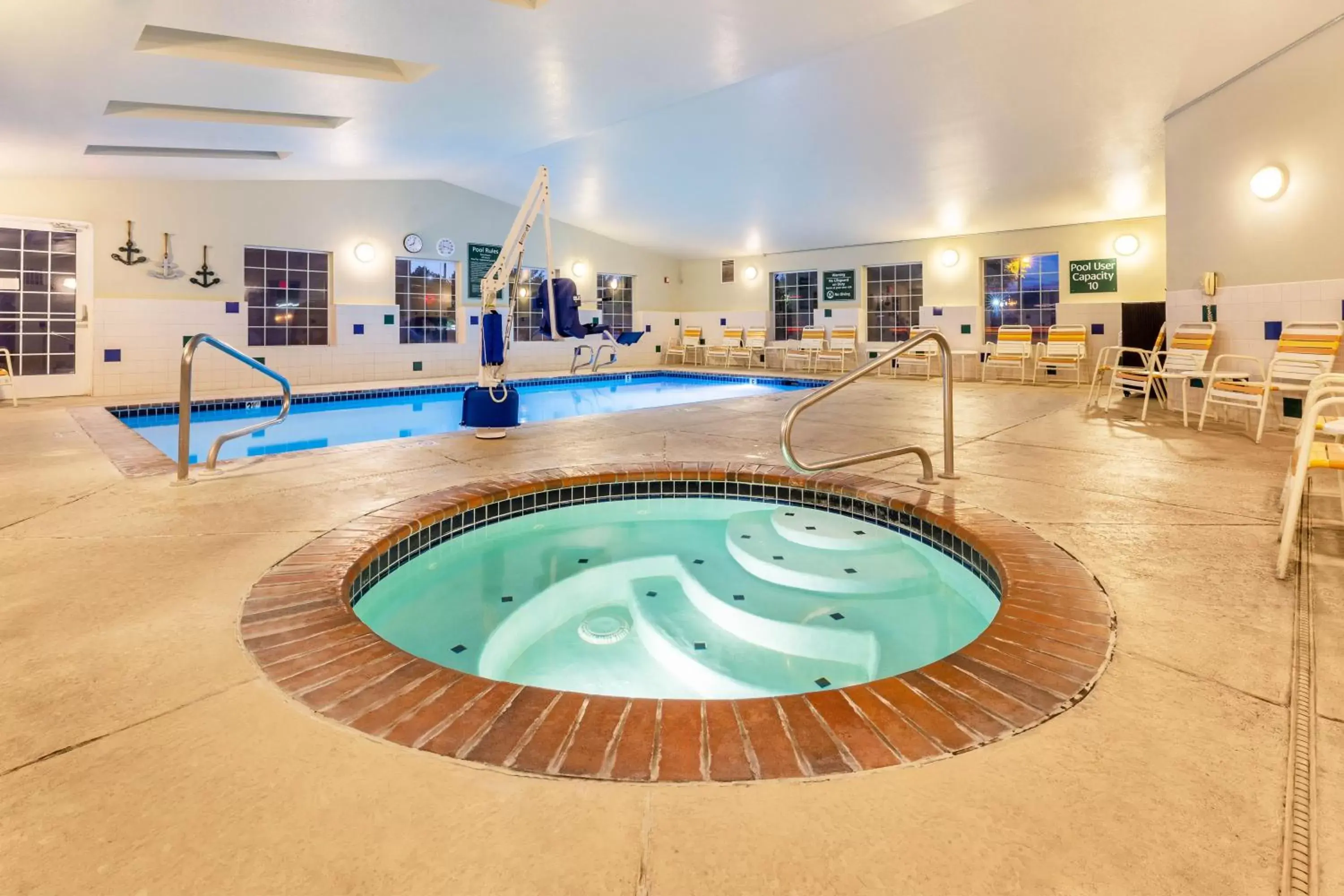 Swimming Pool in La Quinta by Wyndham Spokane Valley