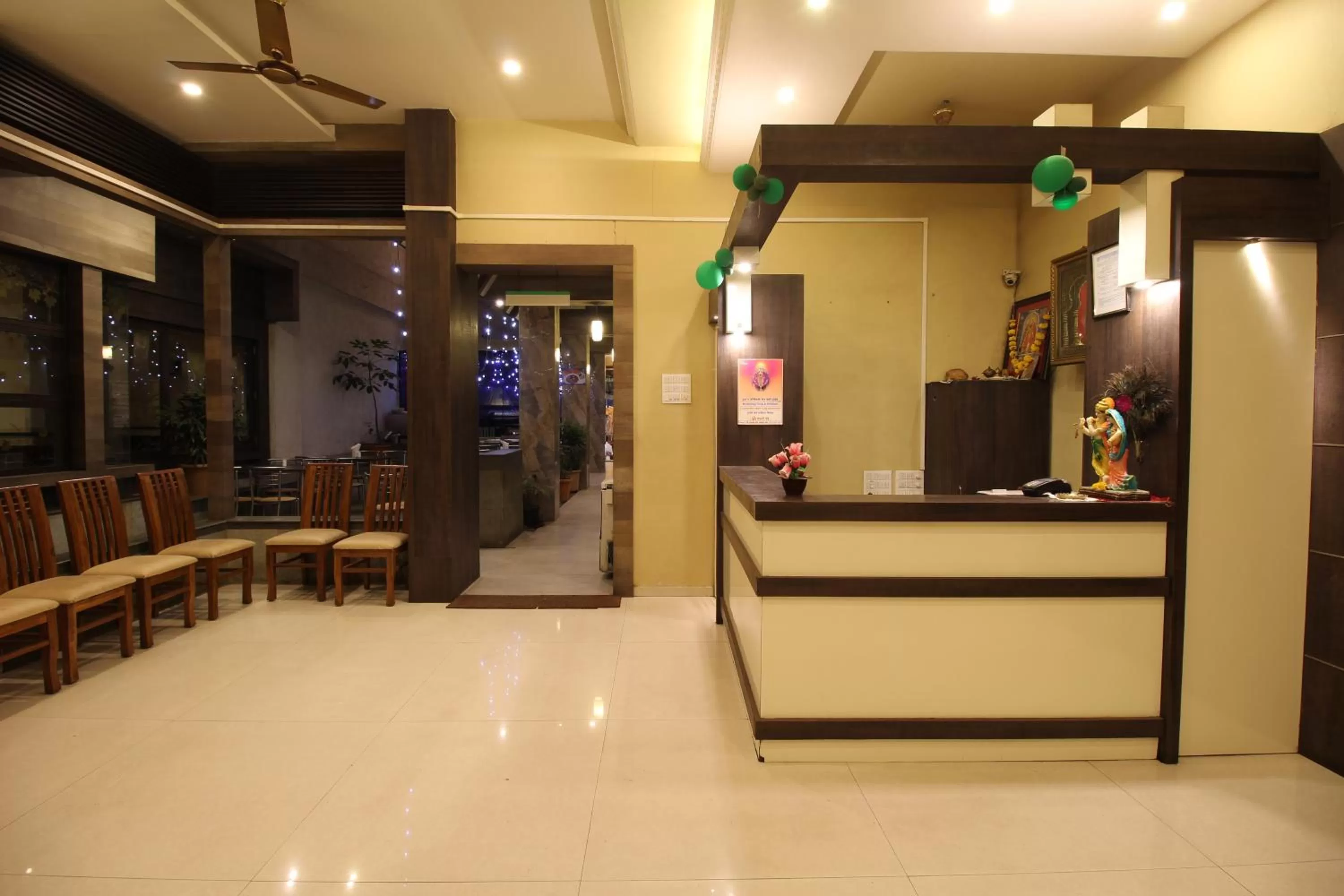 Lobby or reception in Hotel Sham Suman, Kolhapur- Opposite To Mahalaxmi Temple