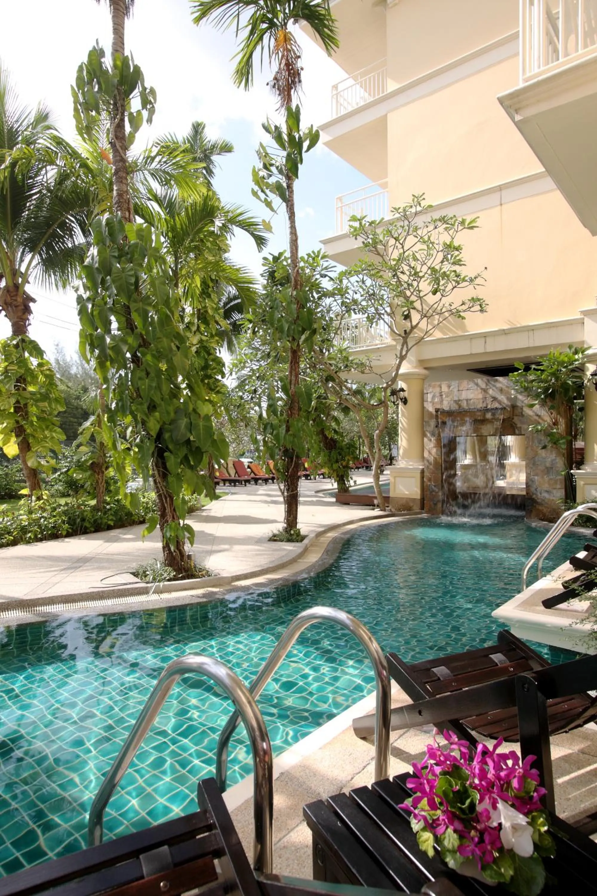 Swimming pool in The Front Village - SHA Plus