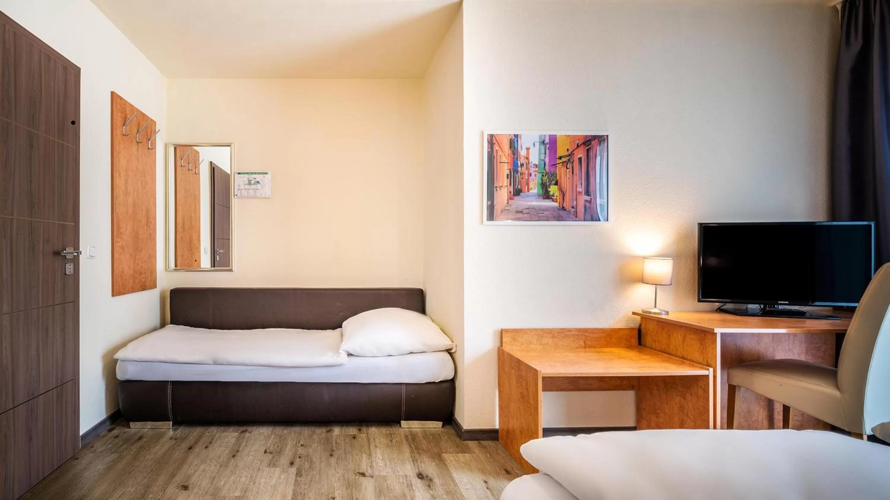 Bedroom, Bed in Schroeders City-Style-Hotel