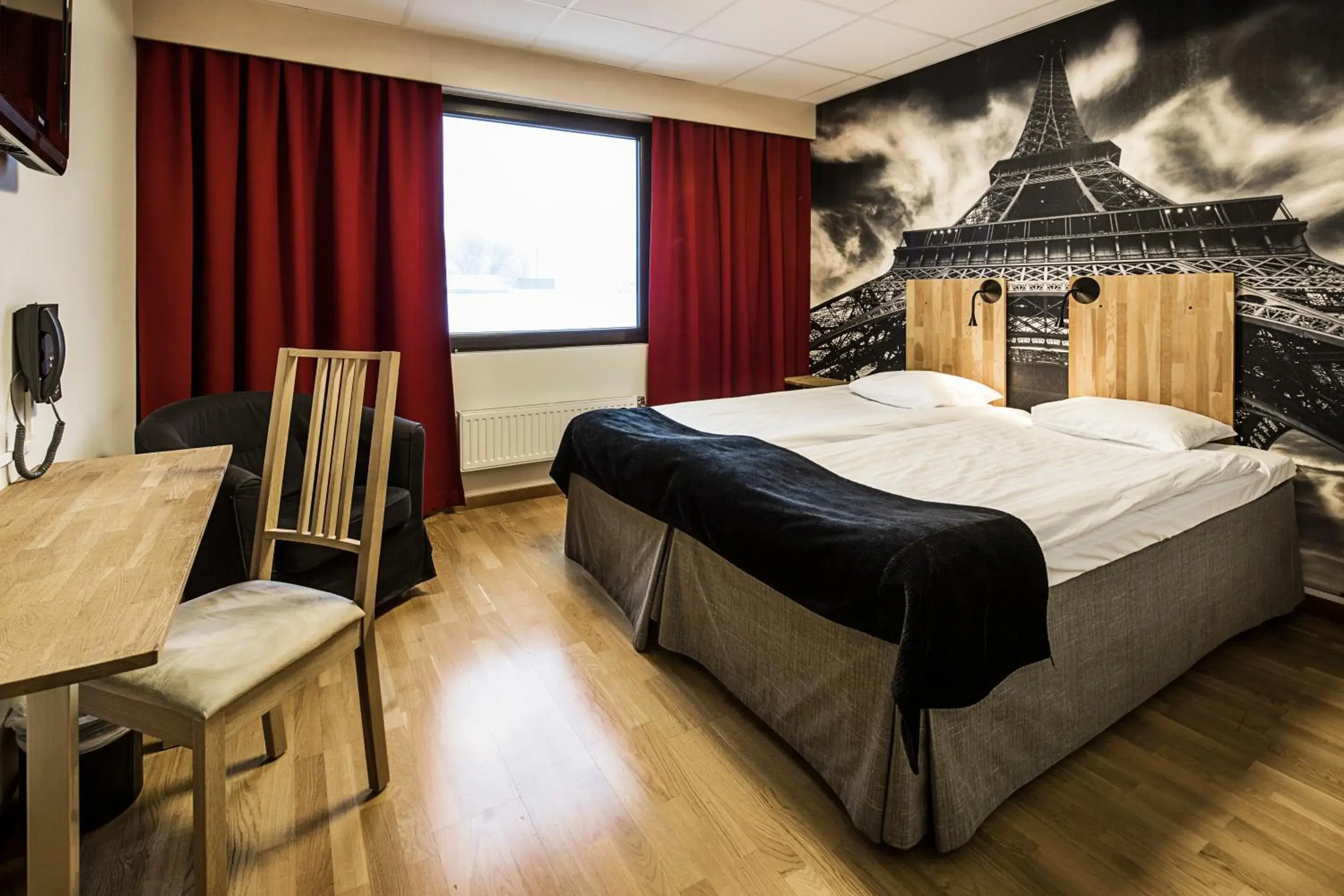 Standard Twin - single occupancy in Home Hotel Bristol Standard Twin - single occupancy in Home Hotel Bristol