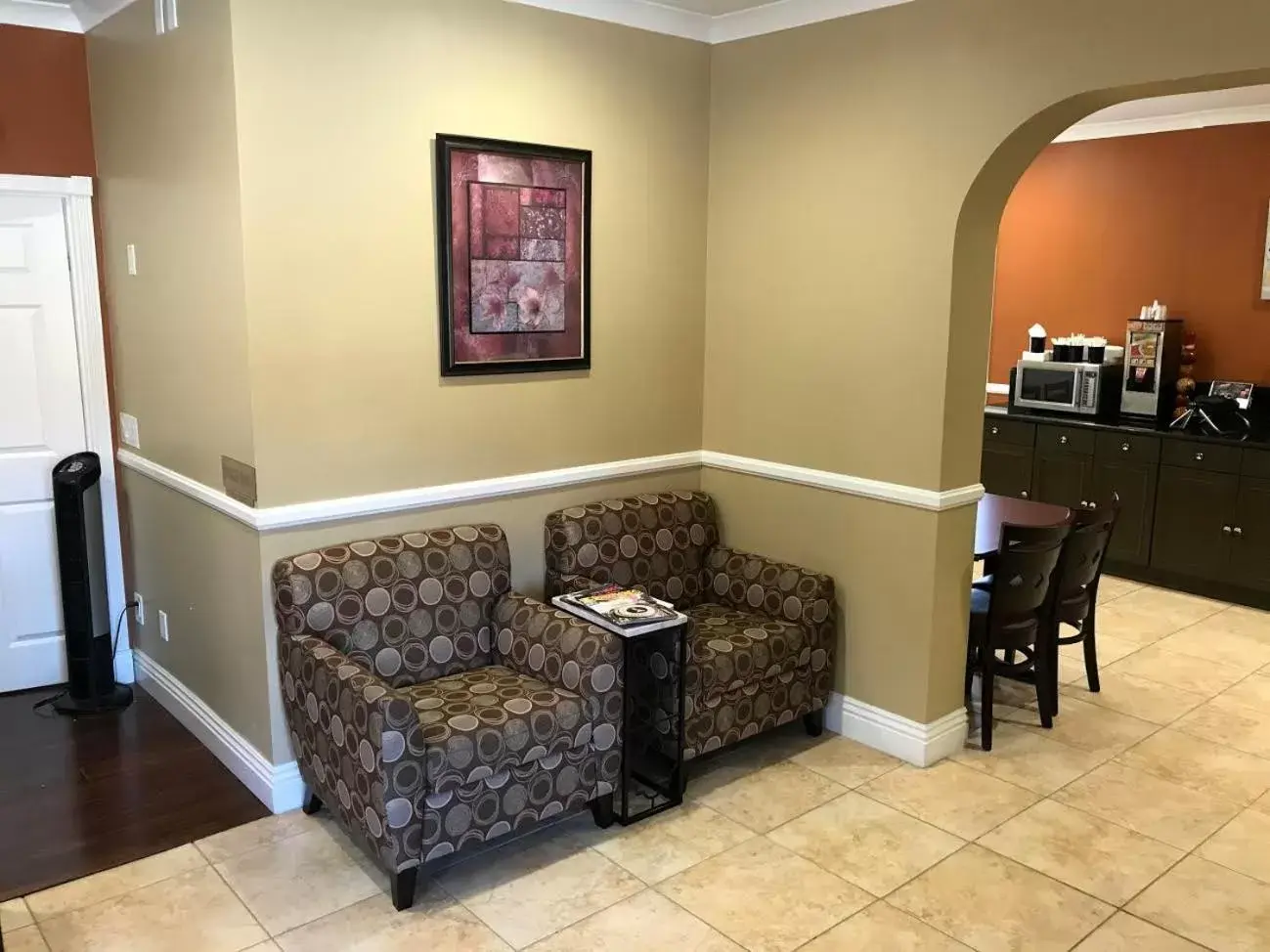 Lobby or reception, Seating Area in Ramada by Wyndham San Diego Poway Miramar