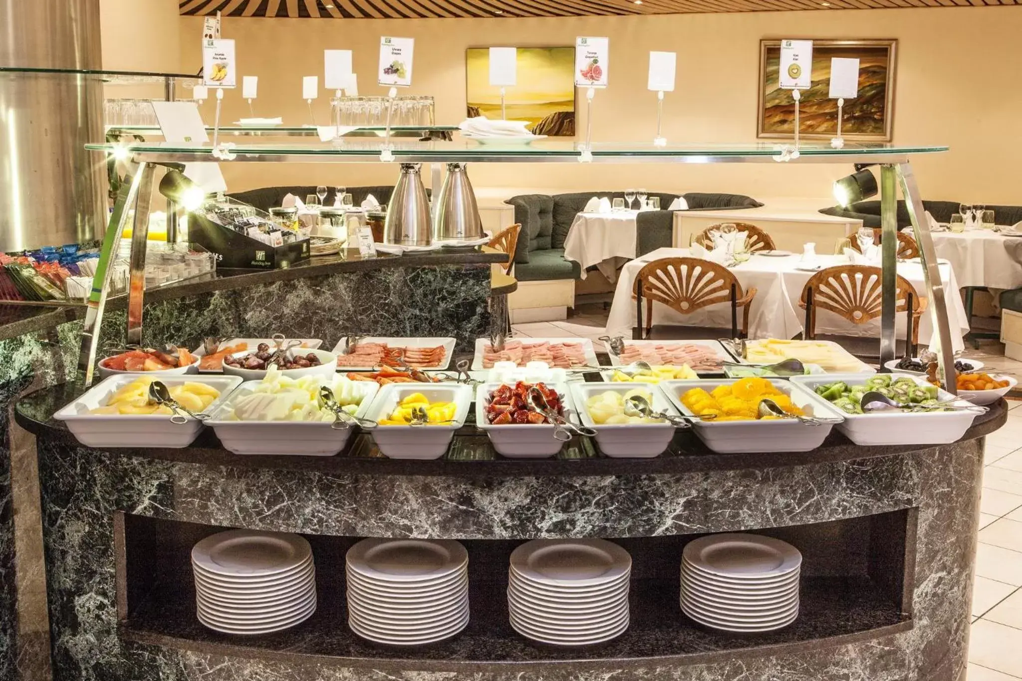 Breakfast, Restaurant/Places to Eat in Holiday Inn Lisbon-Continental, an IHG Hotel