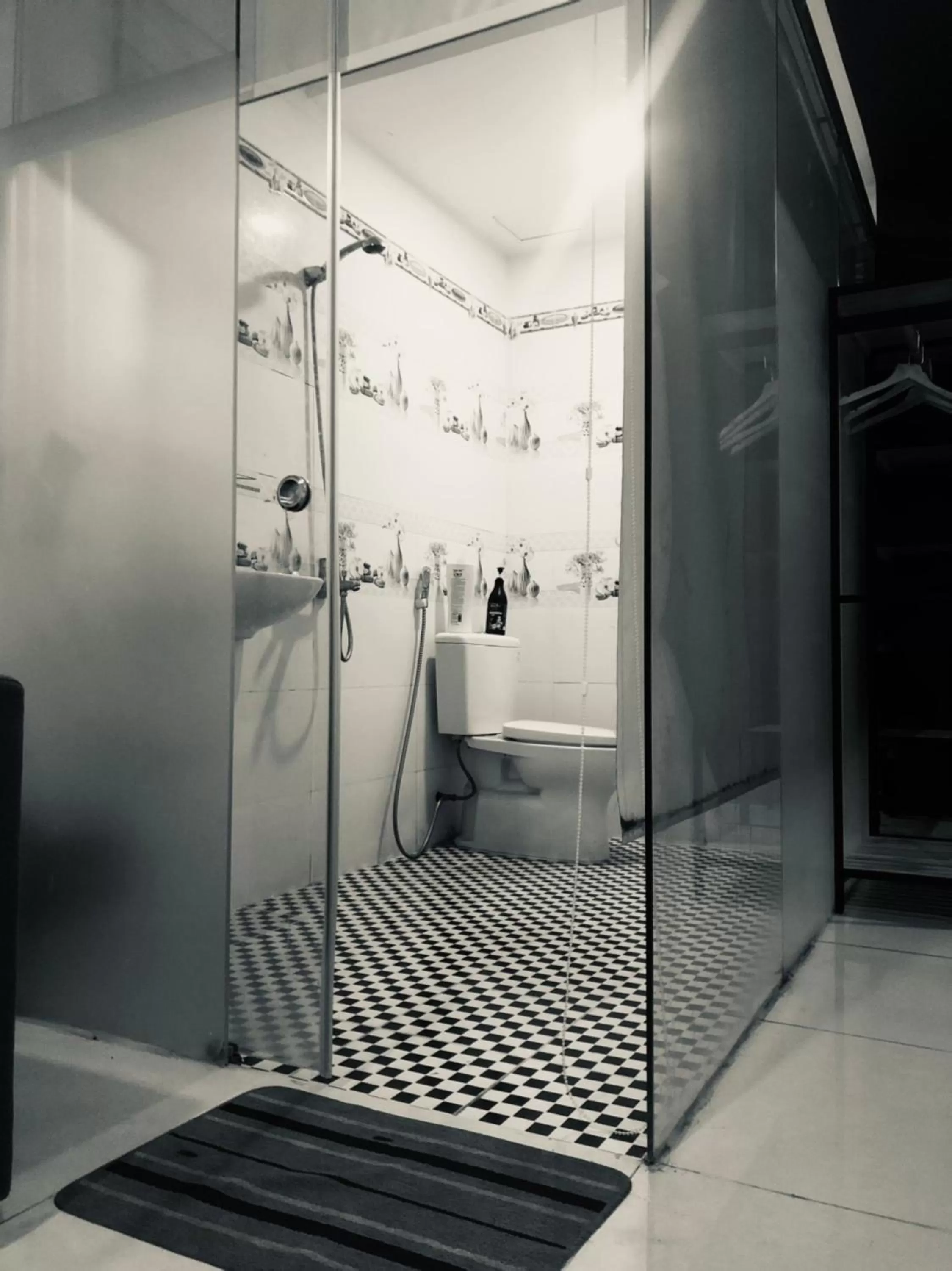 Bathroom in SaiGon Rose Hotel