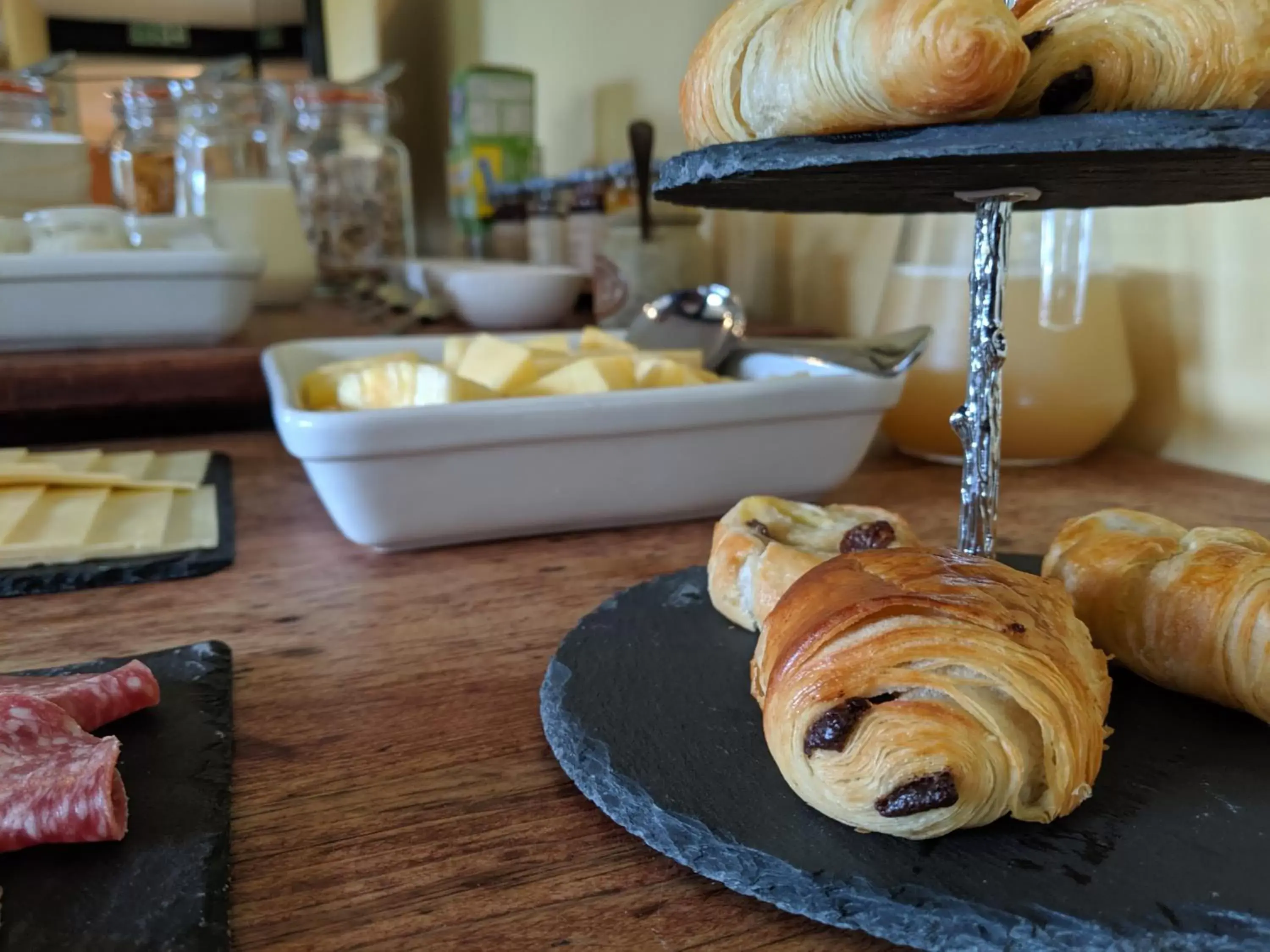 Breakfast in Elderbrook House