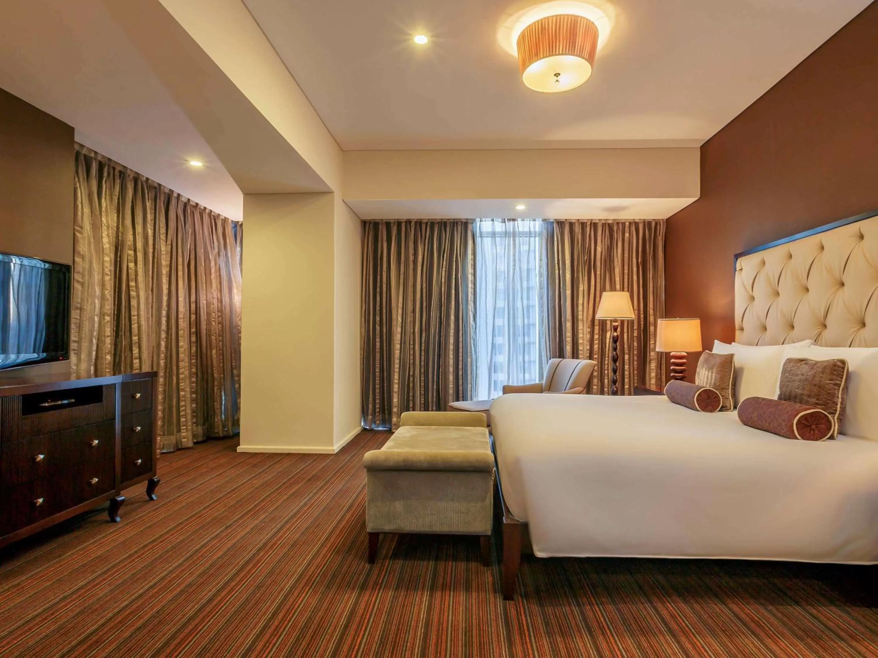 Bedroom, Bed in Joy Nostalg Hotel and Suites Manila Managed by The Ascott Limited
