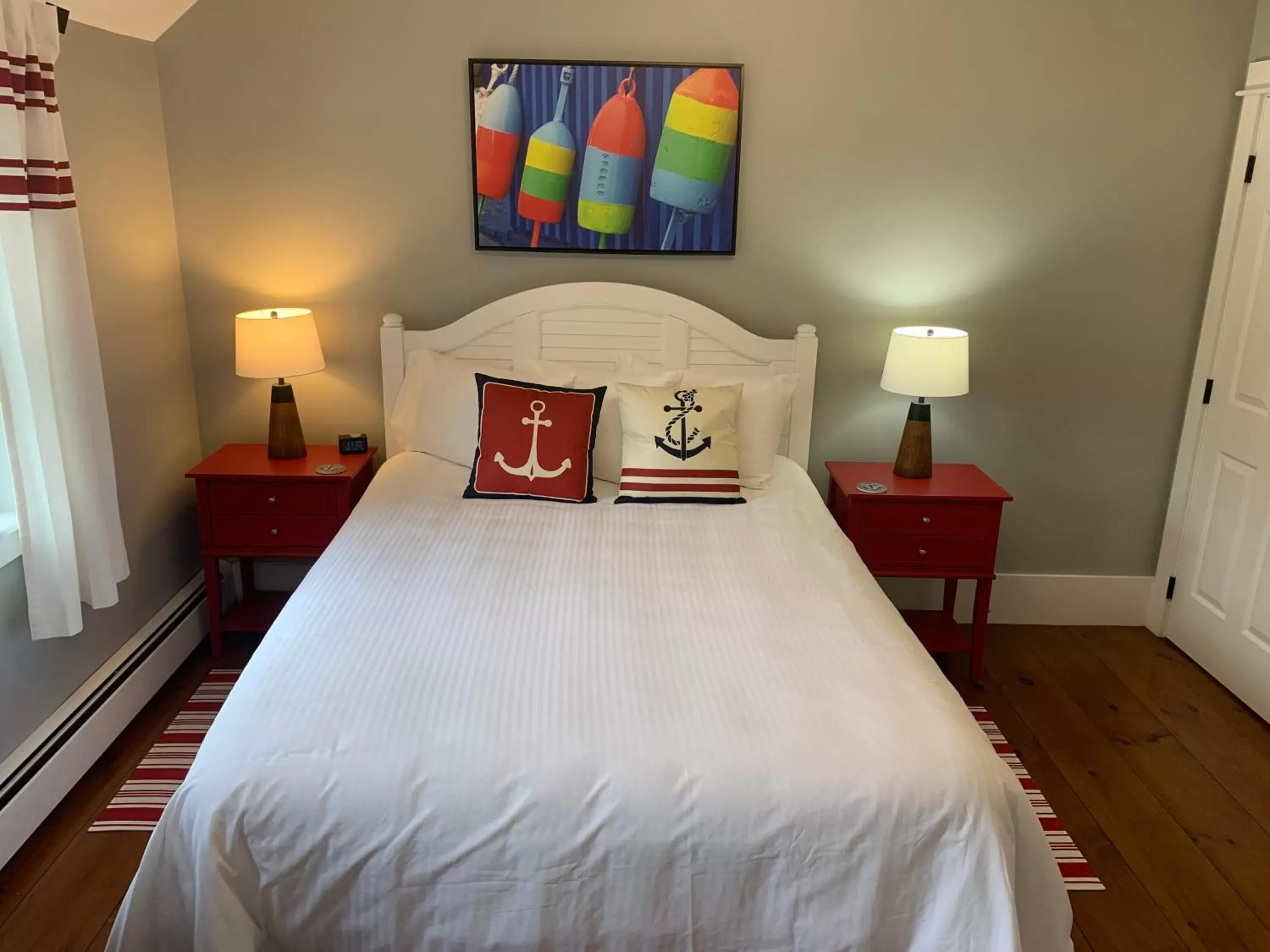 Bed in White Sails Inn