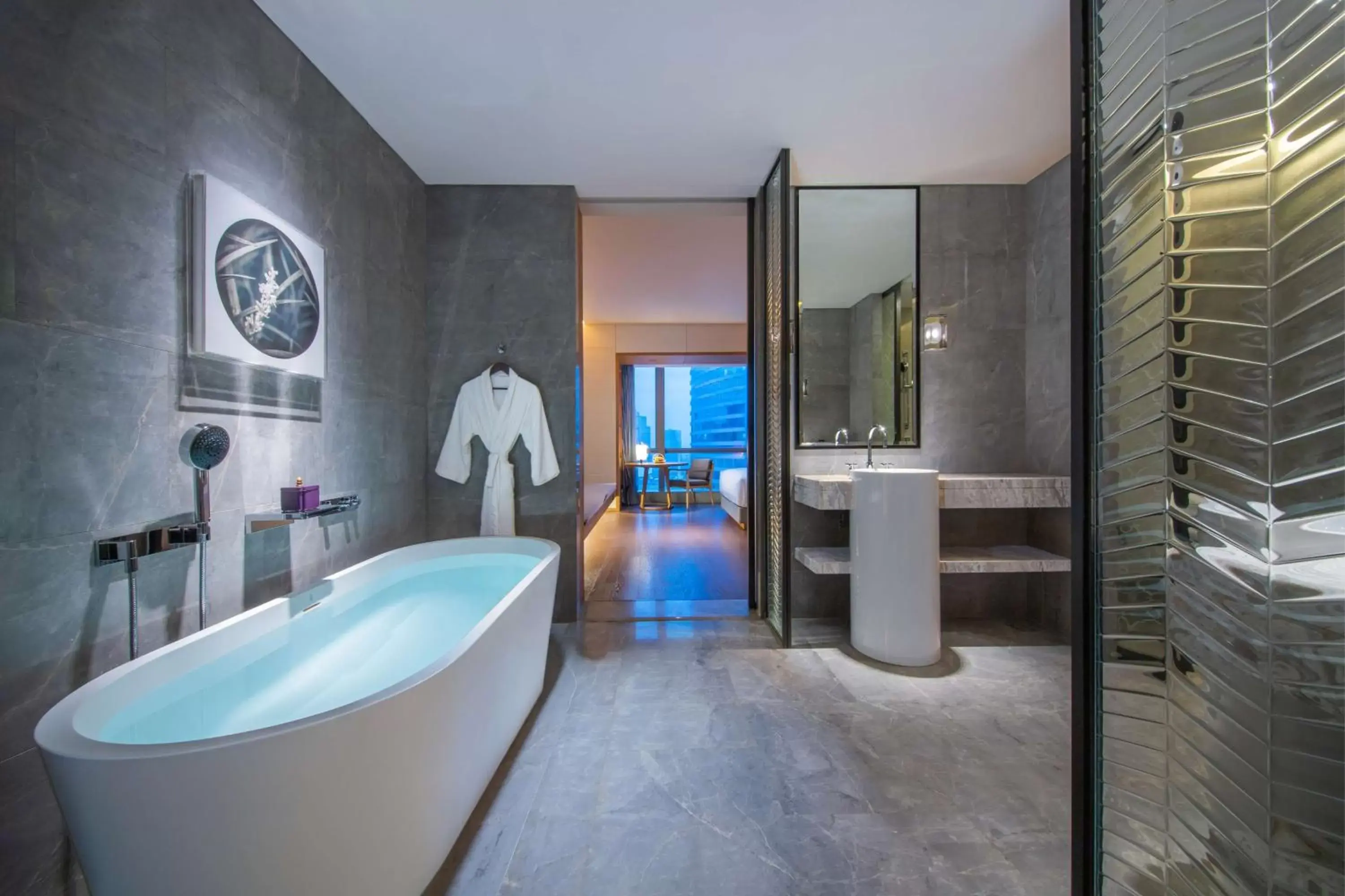 Bathroom in Conrad Guangzhou - Free shuttle between hotel and Exhibition Center during Canton Fair & Exhibitor registration Counter