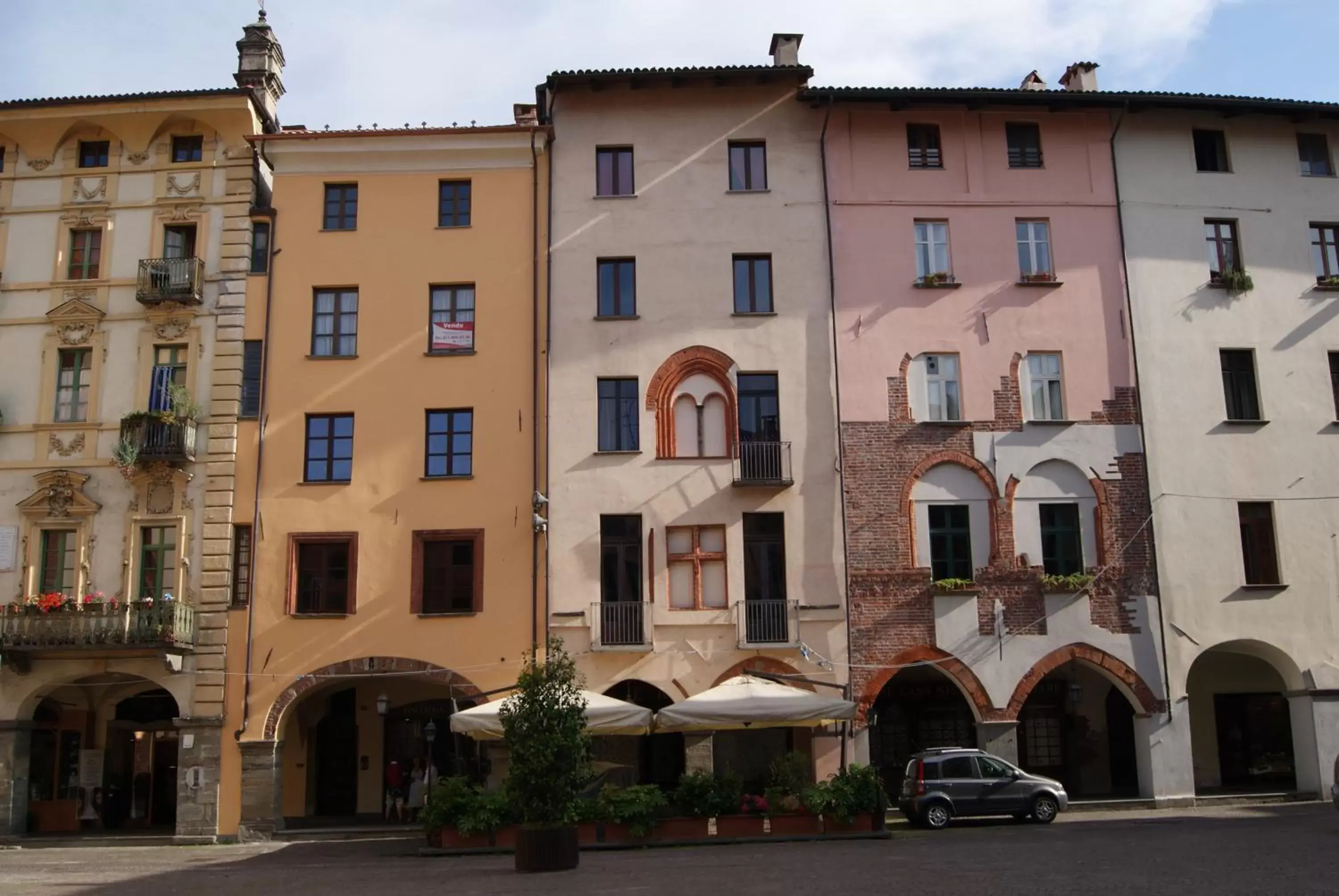 Property Building in Residence Ferraud