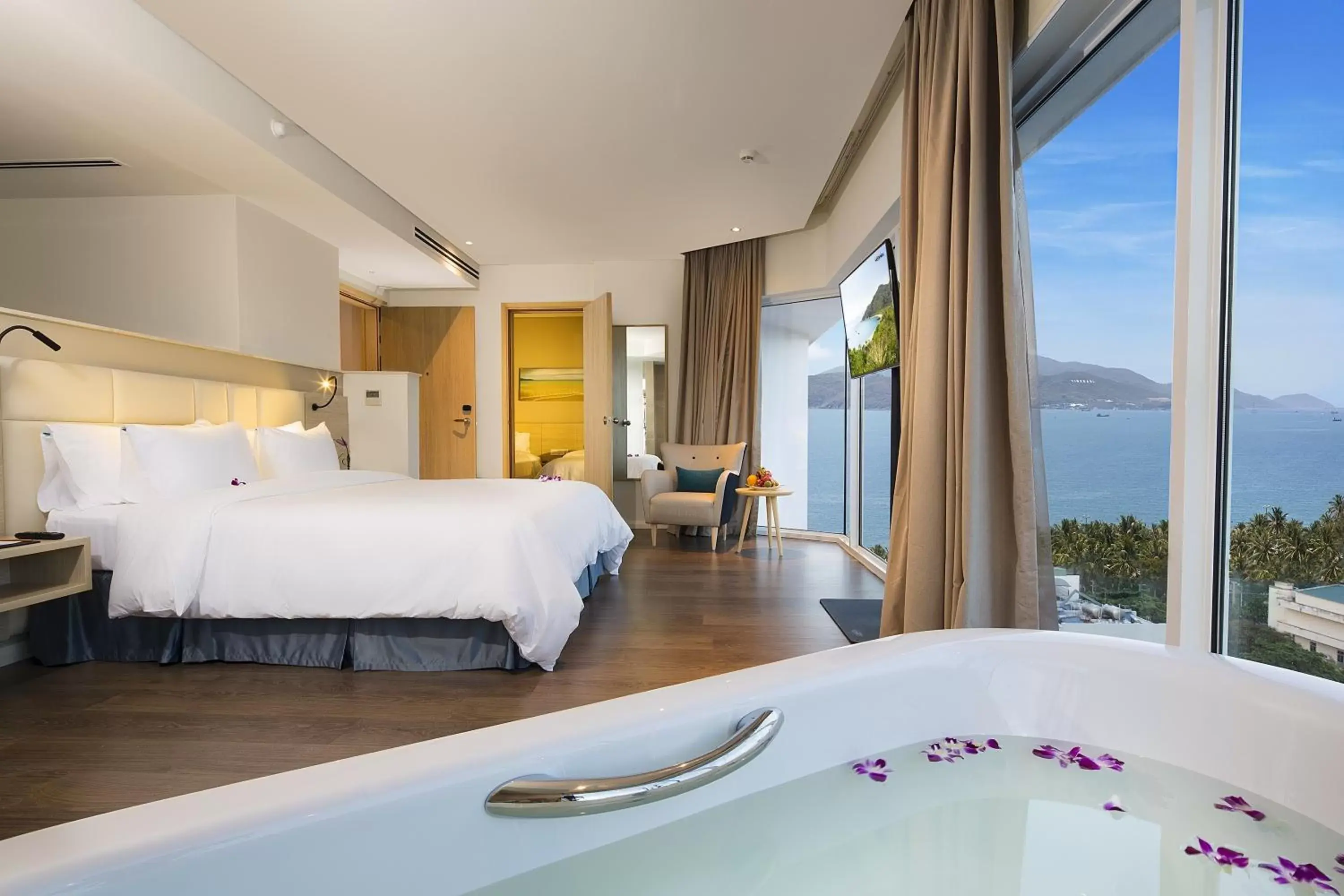 Signature Double Room in Liberty Central Nha Trang Hotel Signature Double Room in Liberty Central Nha Trang Hotel