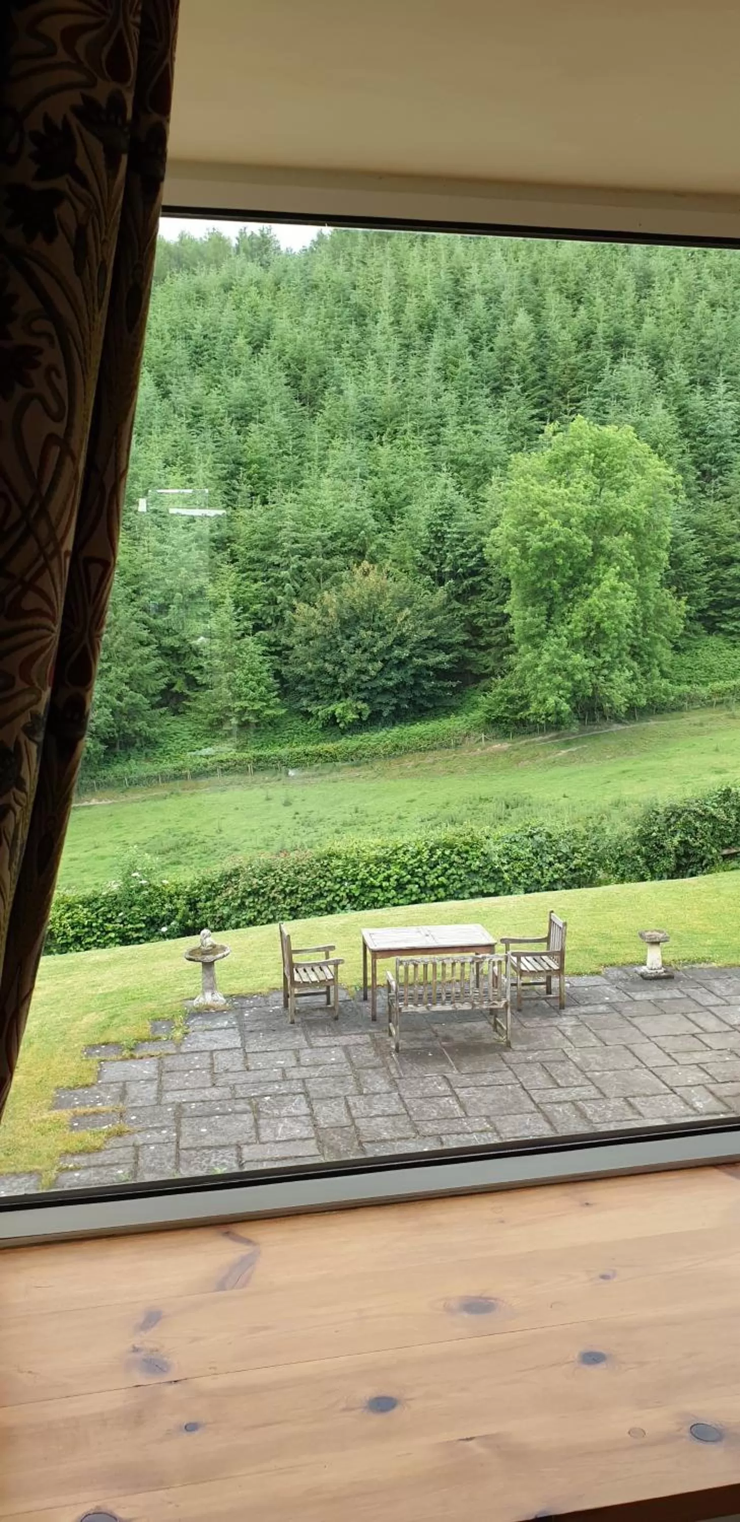 Garden view in Middle Woodbatch B&B