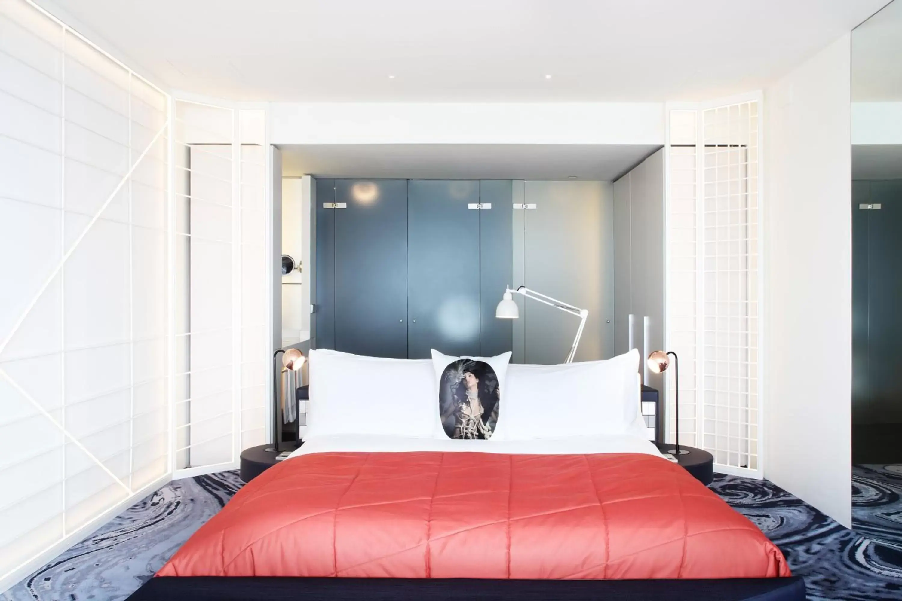 Photo of the whole room, Bed in W Barcelona