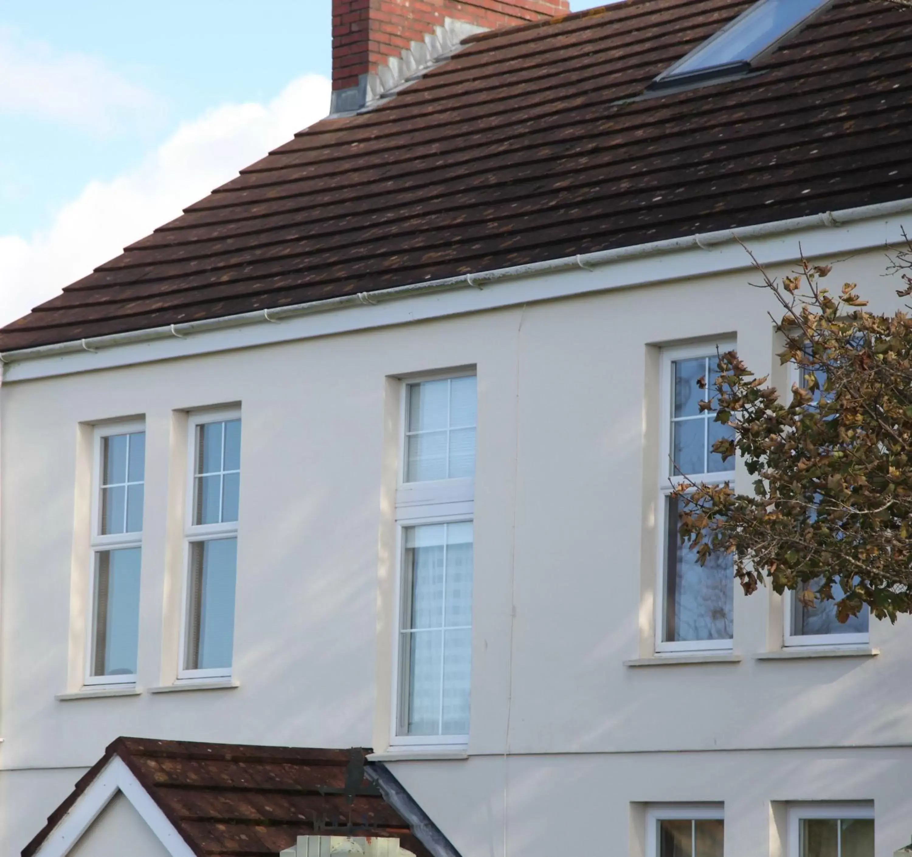 Facade/entrance, Property Building in Somerfield Lodge