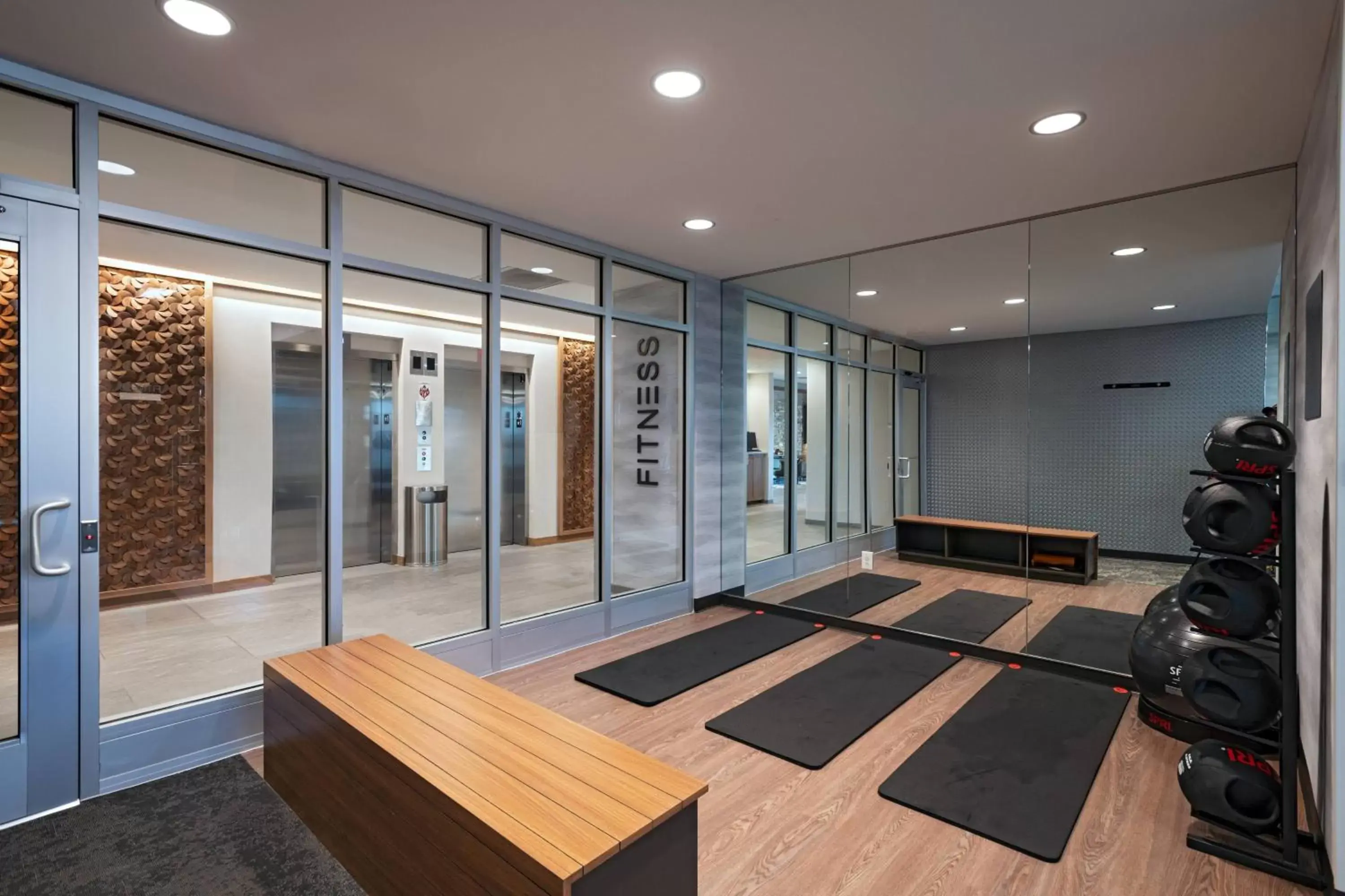 Fitness centre/facilities in Fairfield Inn & Suites by Marriott Oskaloosa