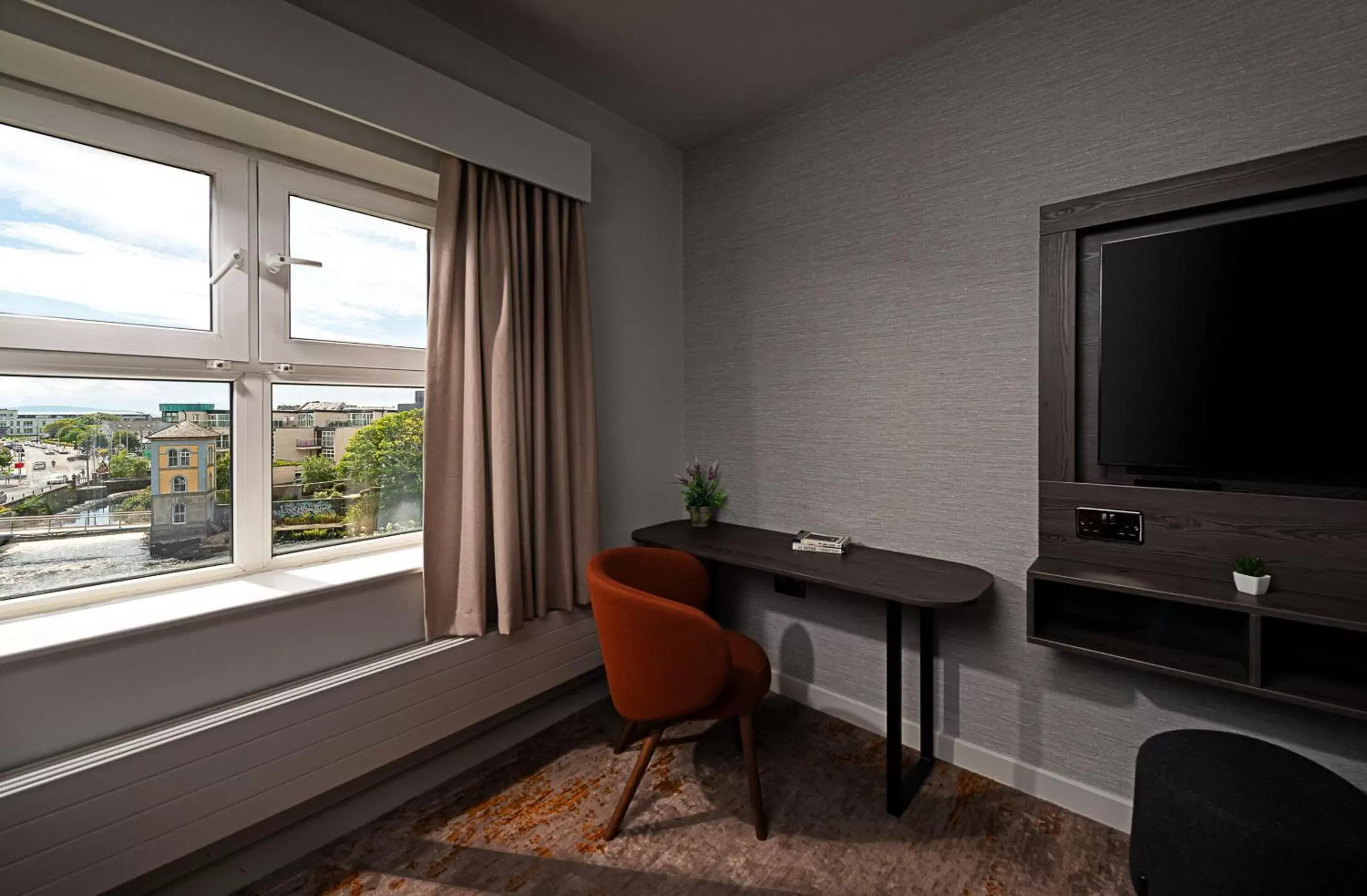 River view, TV/Entertainment Center in Leonardo Hotel Galway - Formerly Jurys Inn