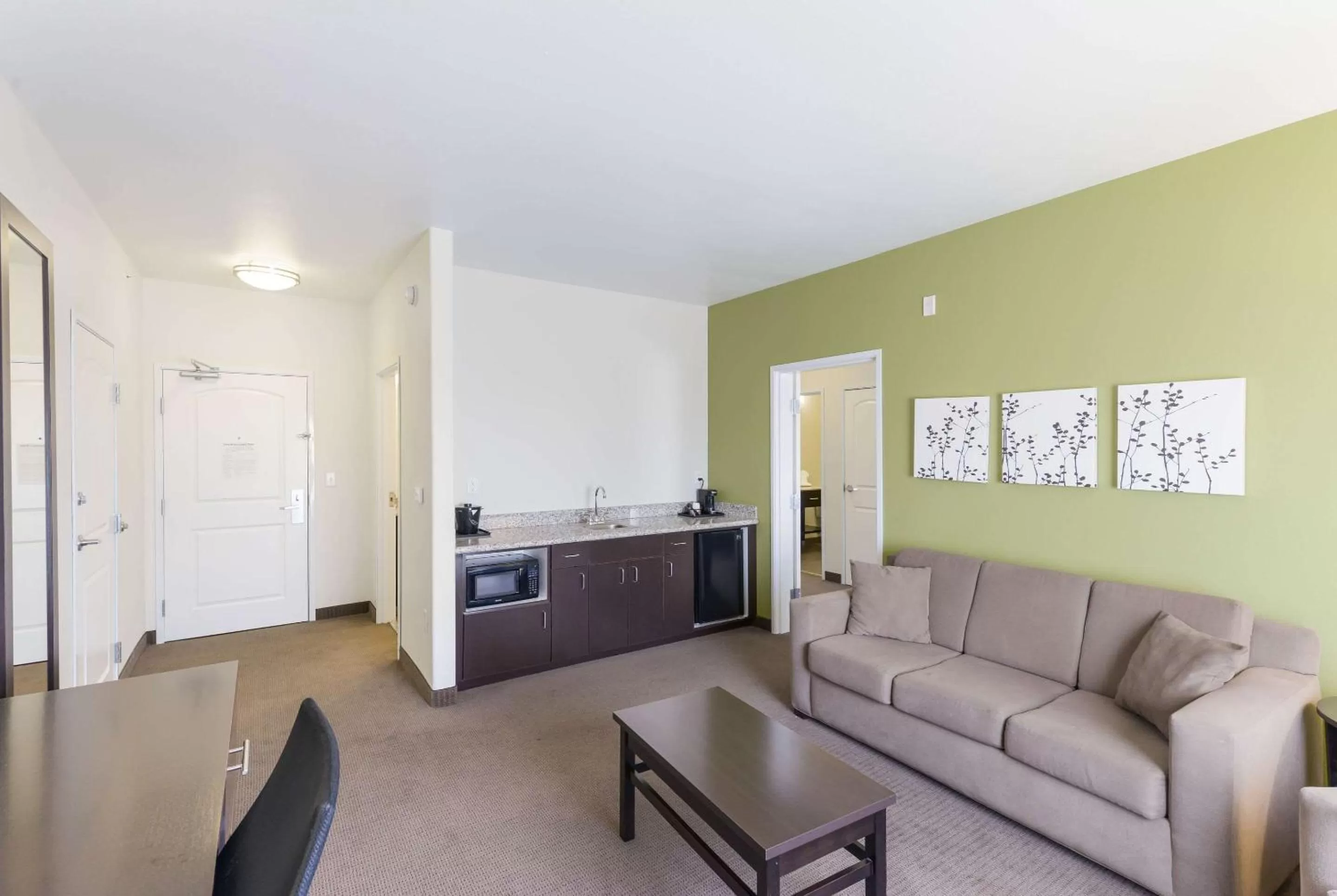 Photo of the whole room in Sleep Inn & Suites Midland West