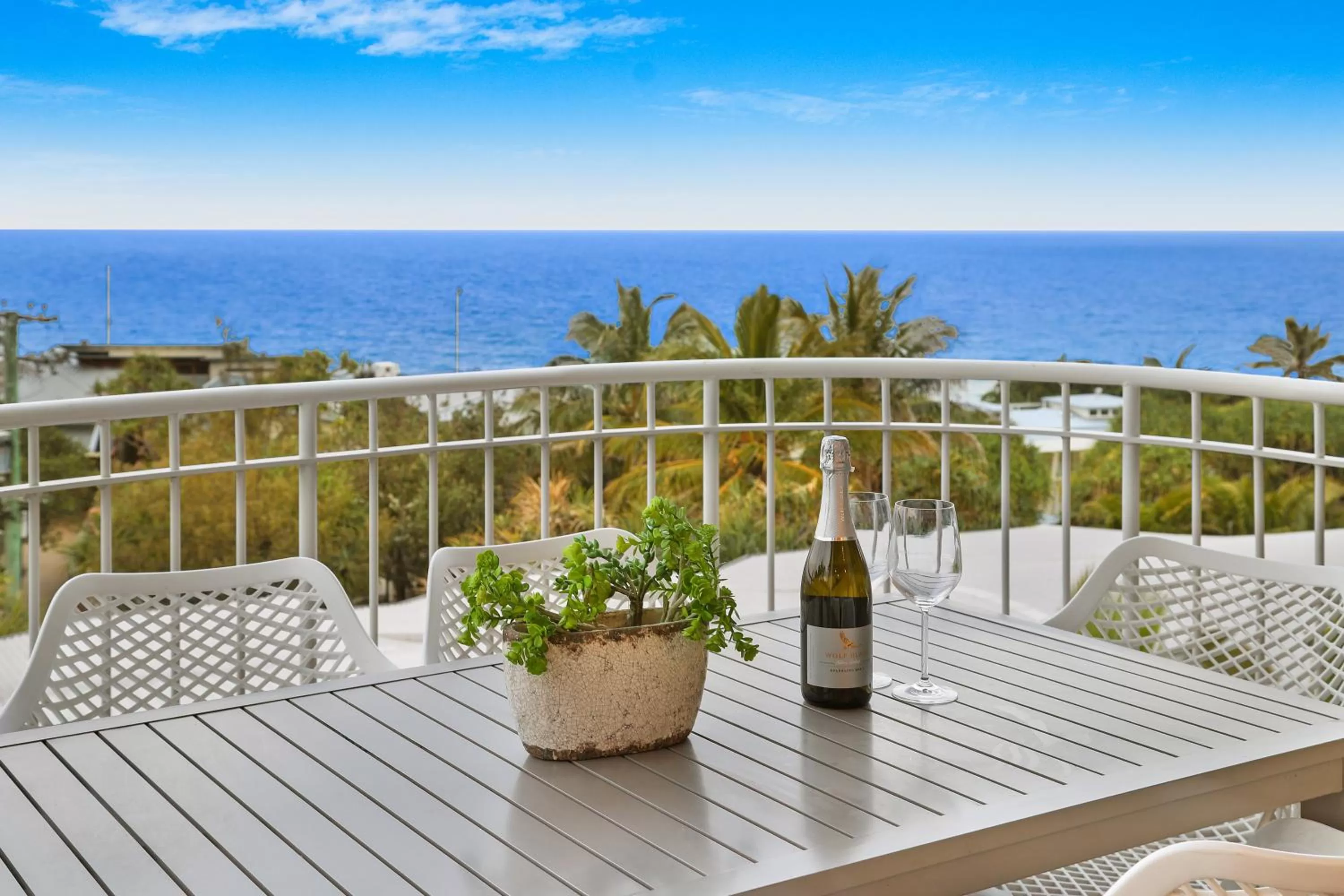 Andari Holiday Apartments