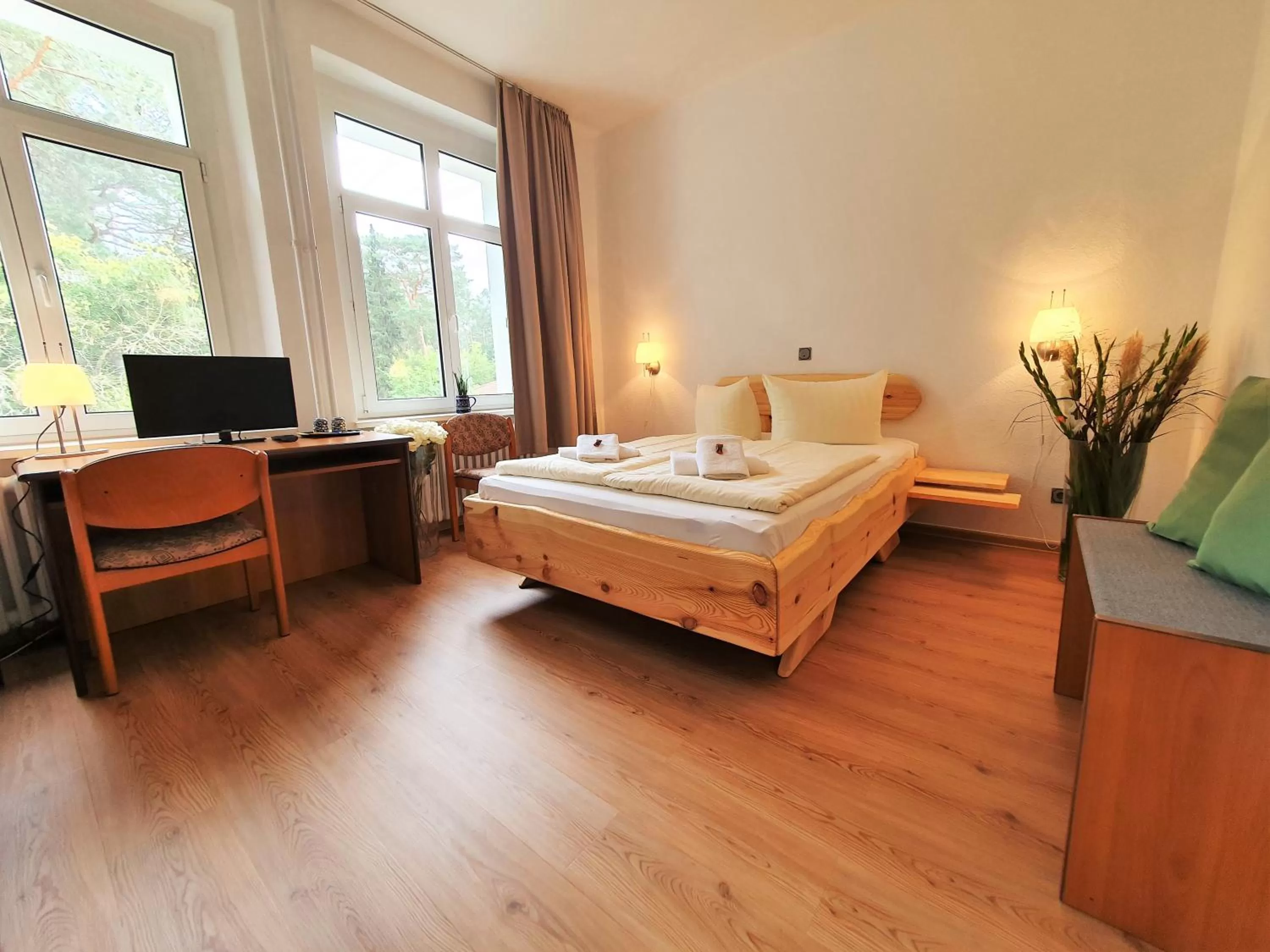 Bed in Waldhotel am See Berlin-Schmöckwitz