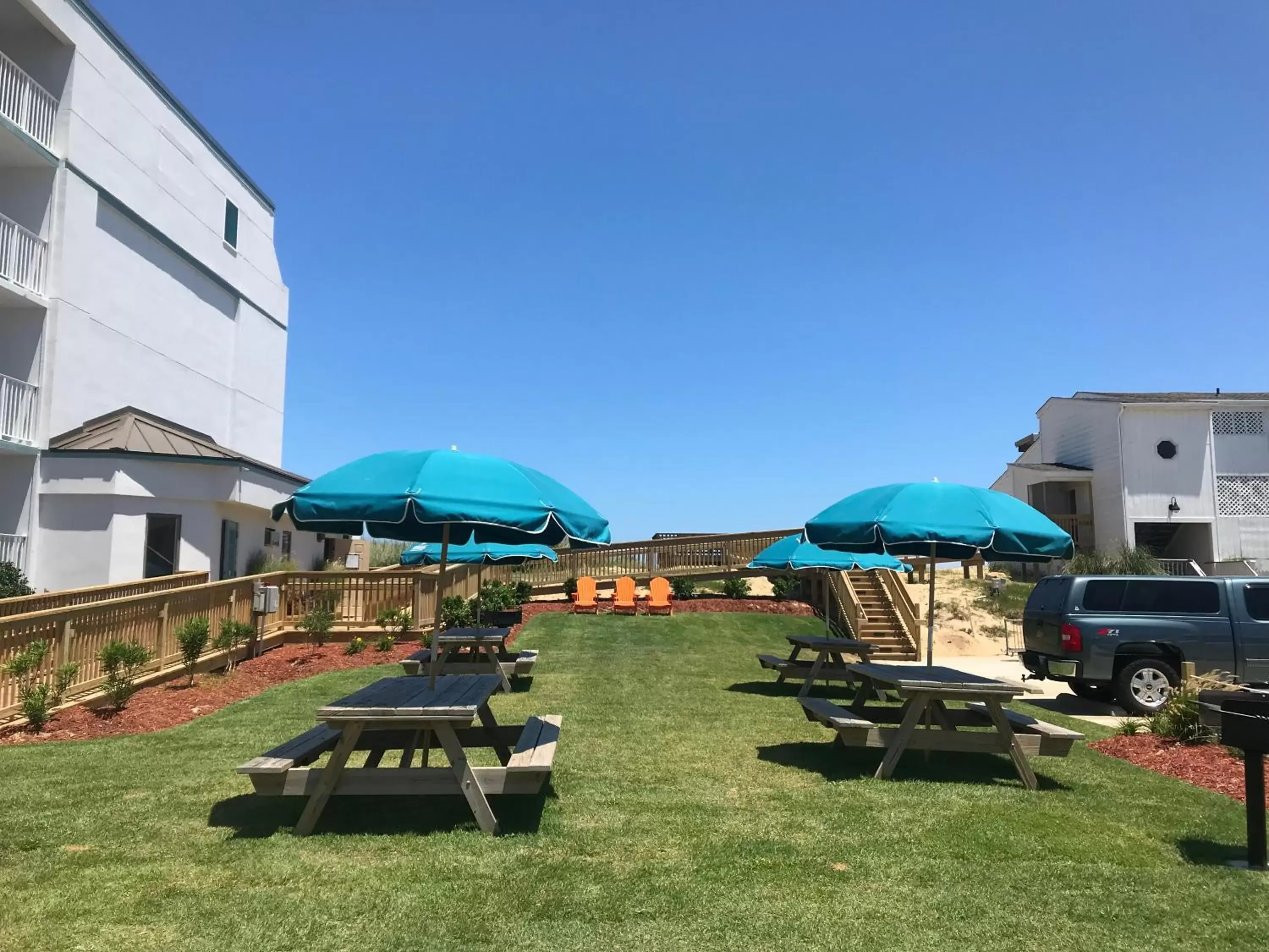 Patio in John Yancey Oceanfront Inn