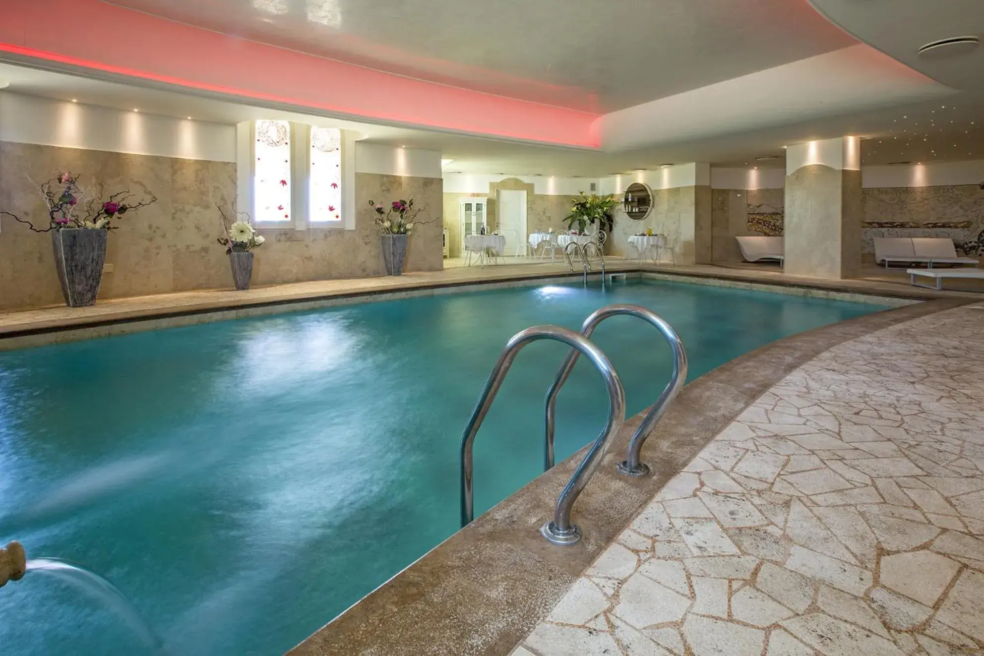 Swimming pool in Sangiorgio Resort & Spa Swimming pool in Sangiorgio Resort & Spa