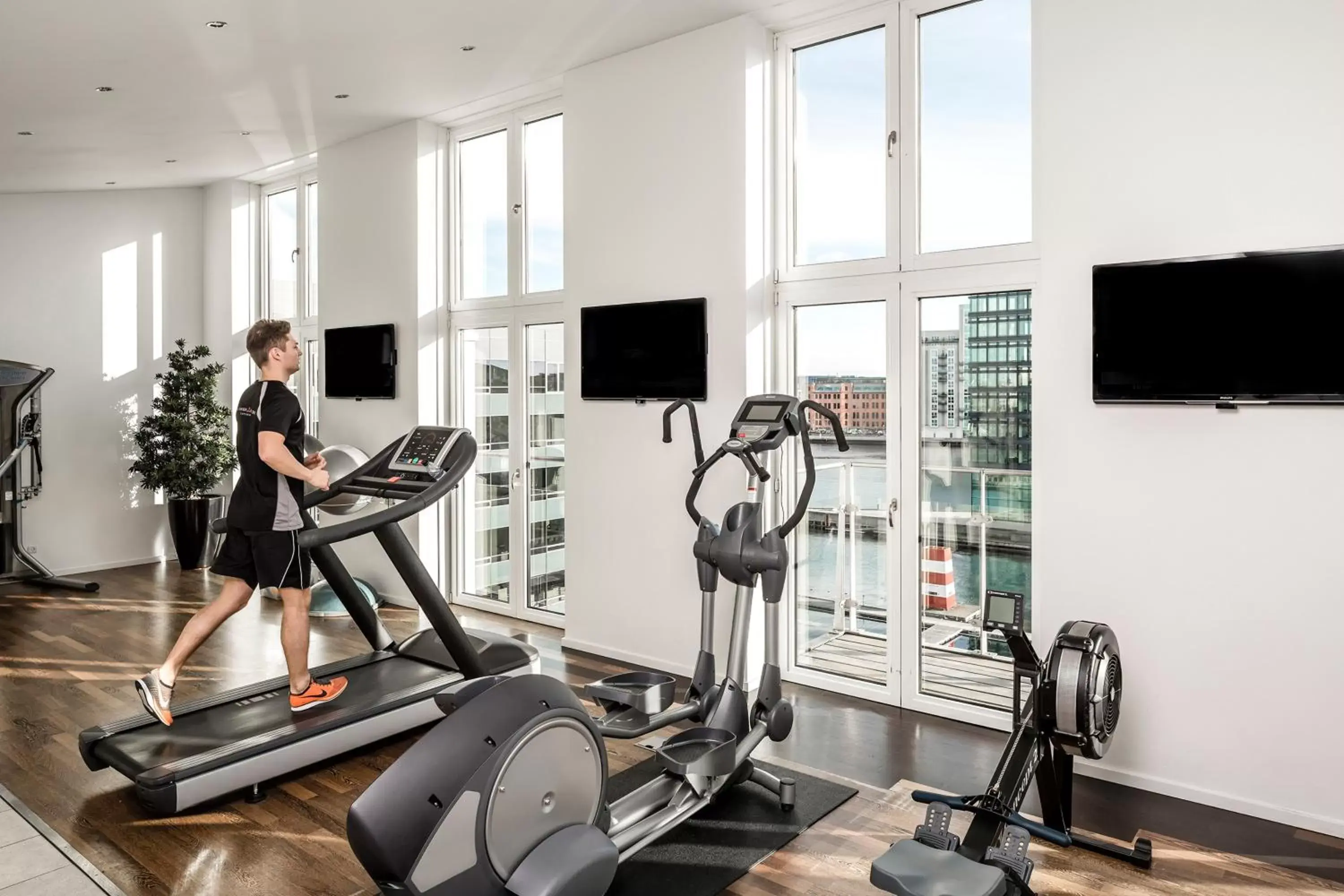 Fitness centre/facilities, Fitness Center/Facilities in Copenhagen Island Hotel