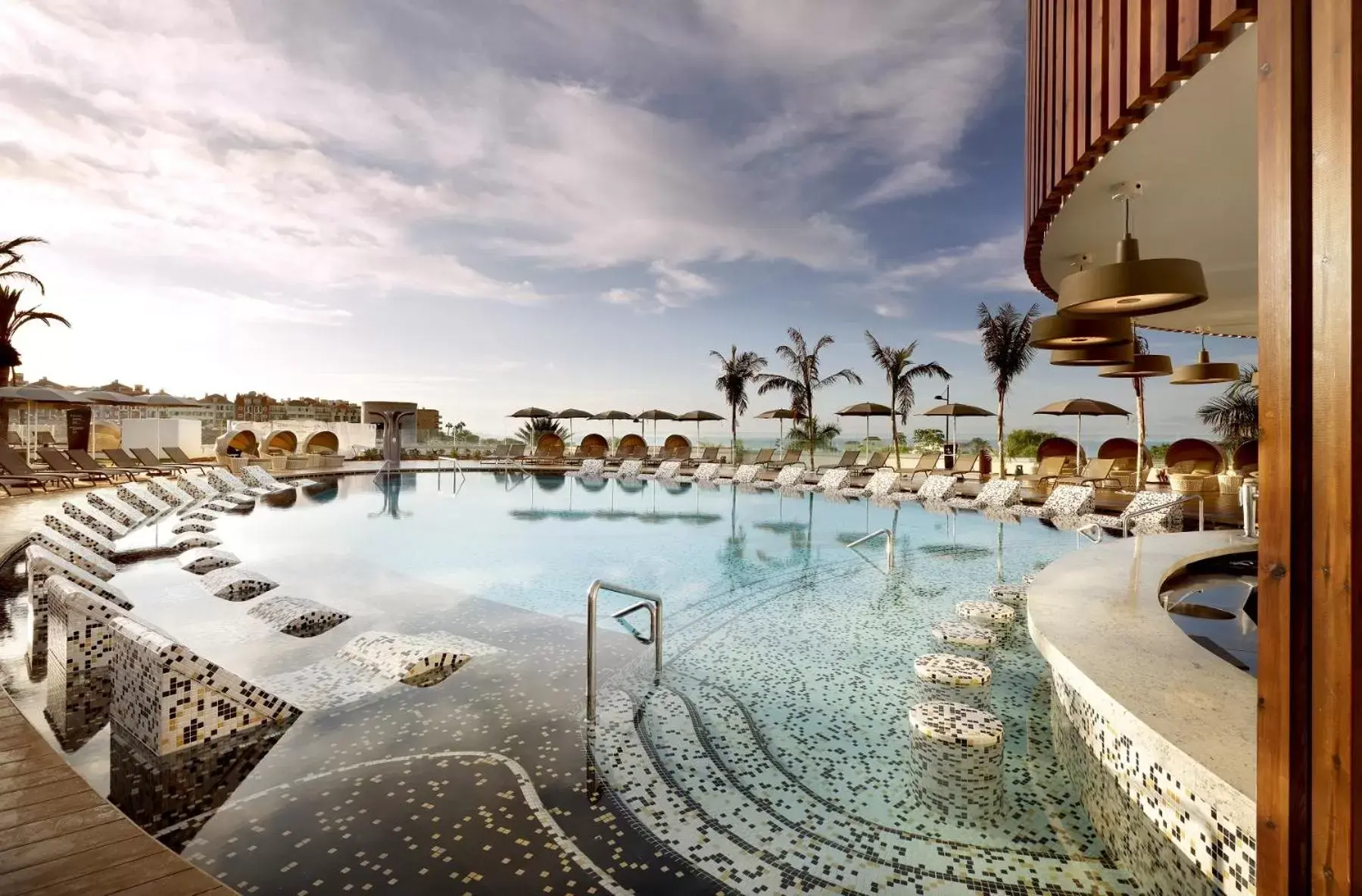 Lounge or bar, Swimming Pool in Hard Rock Hotel Tenerife