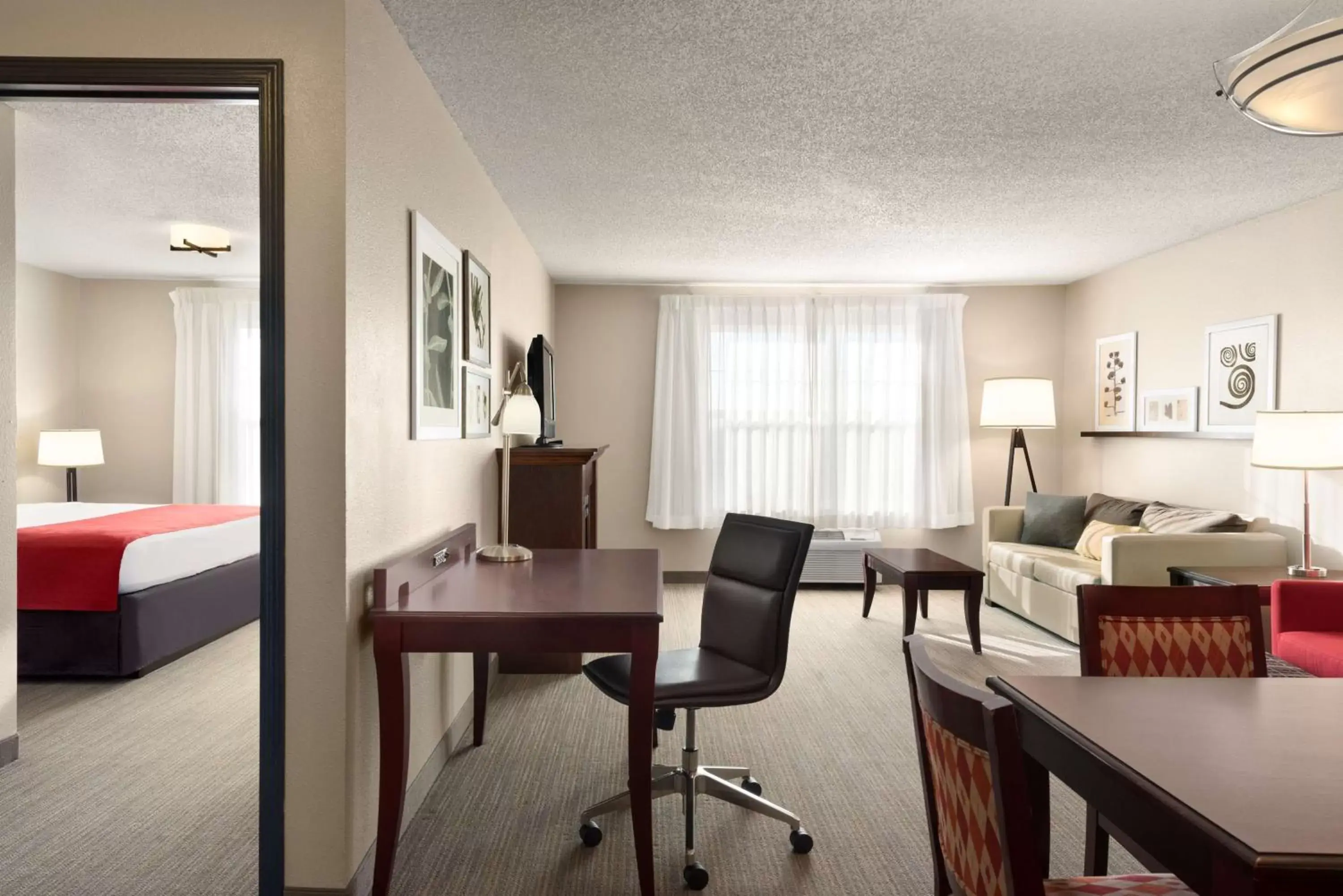 Photo of the whole room in Country Inn & Suites by Radisson, Kansas City at Village West, KS