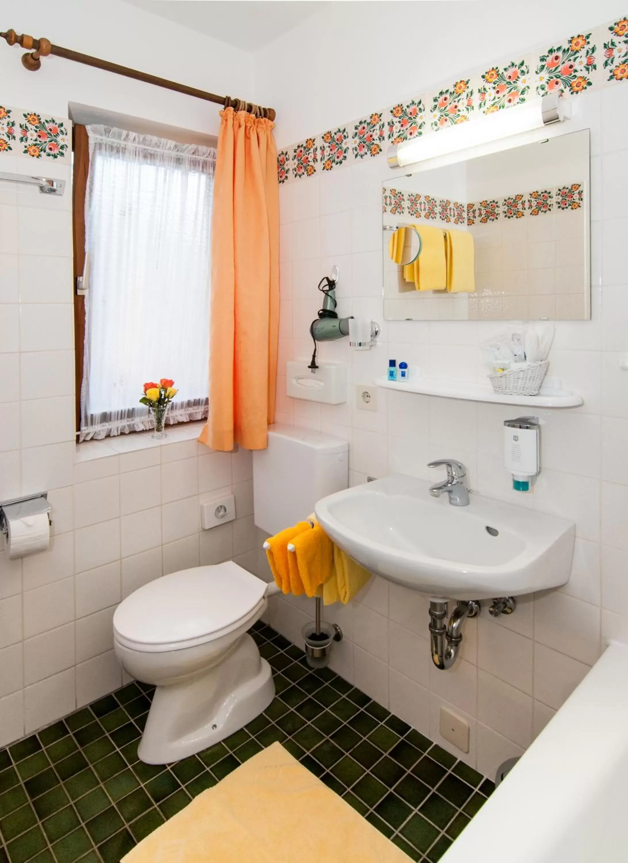 Double or Twin Room with Balcony in Hotel Effland -Sauna -Pool Double or Twin Room with Balcony in Hotel Effland -Sauna -Pool