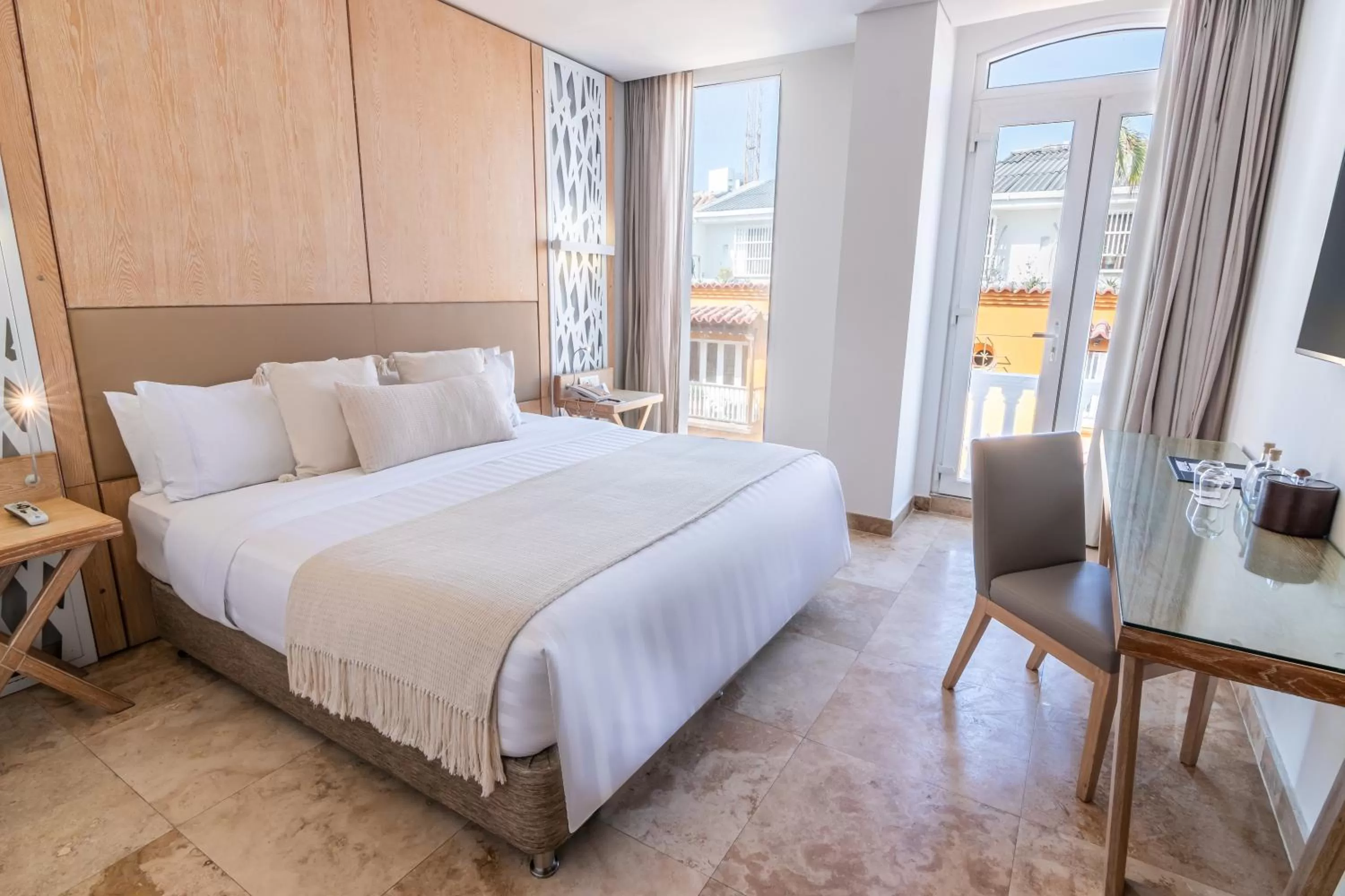 Bed in GHL Arsenal Hotel