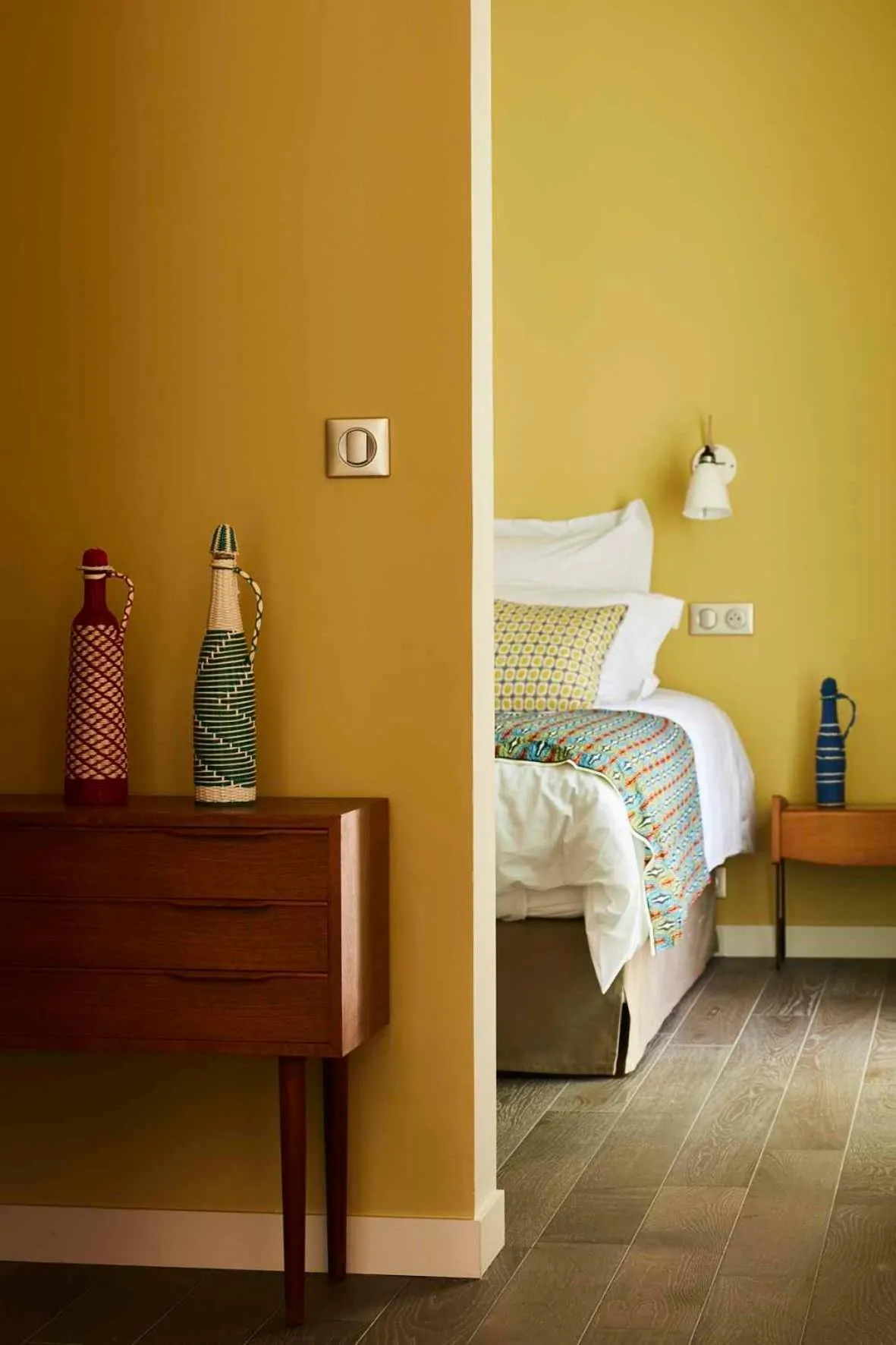 Bedroom, Bed in Eden Lodge Paris