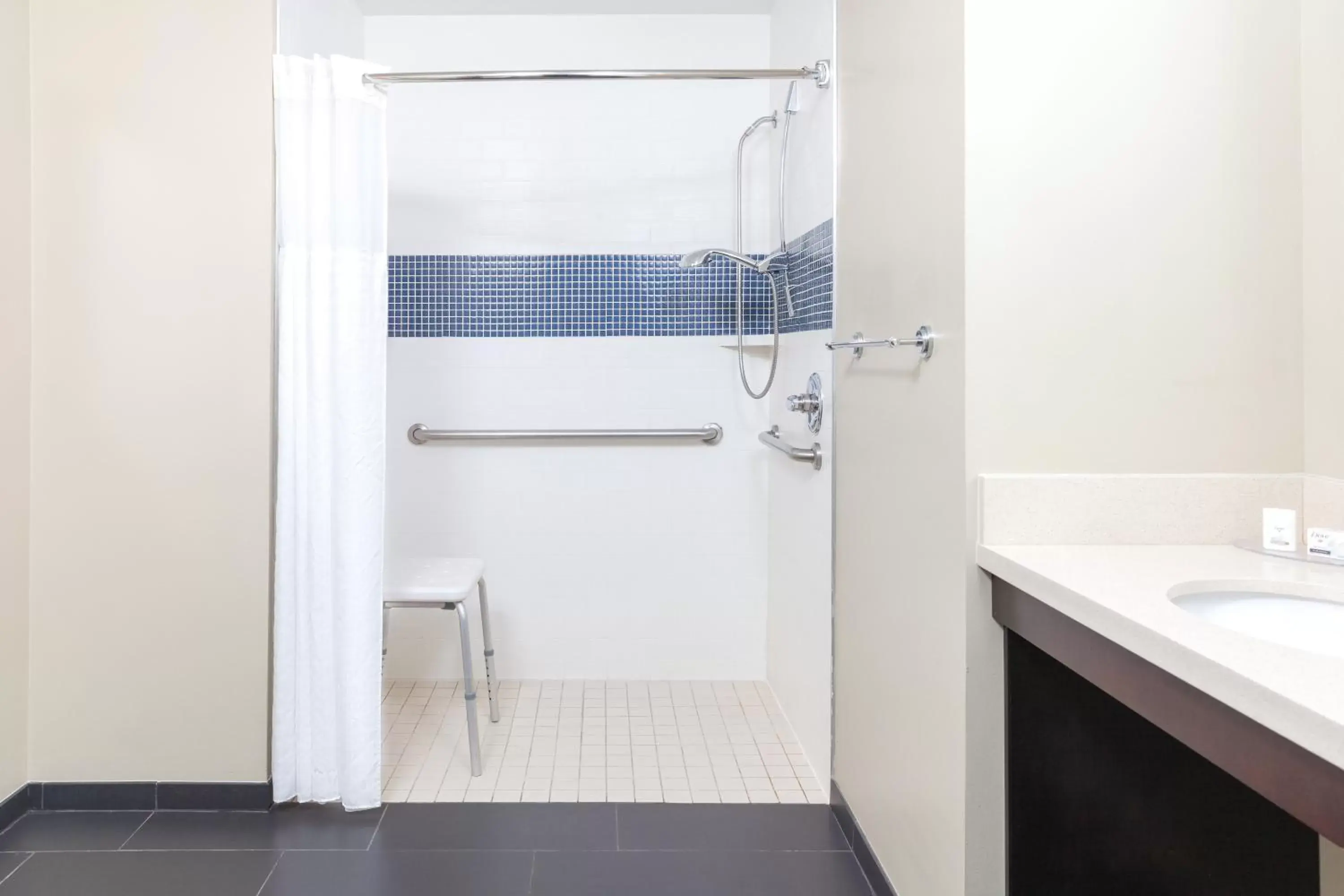 Shower, Bathroom in Staybridge Suites Chandler, an IHG Hotel