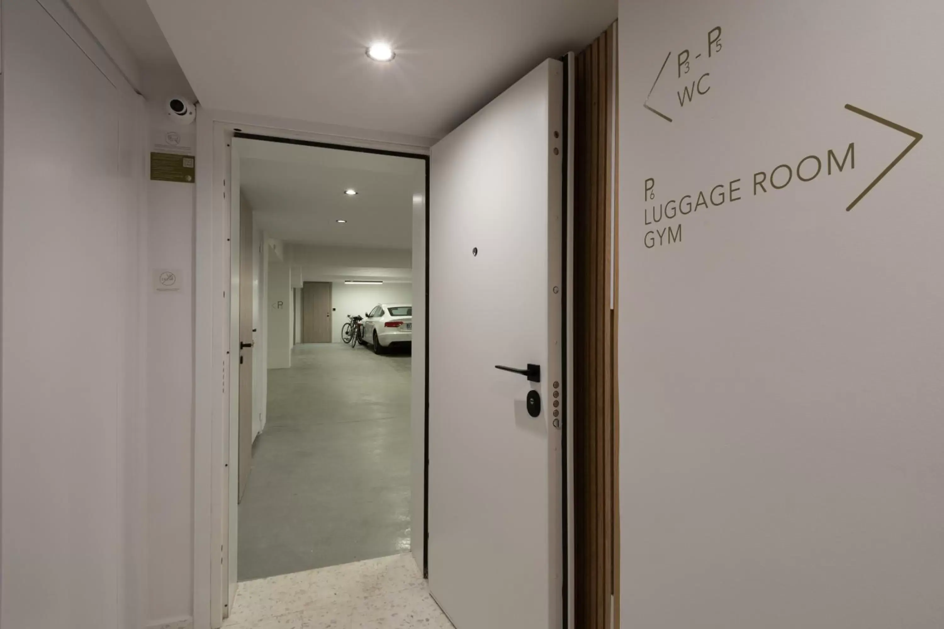 Parking, Bathroom in LUX&EASY Acropolis Suites