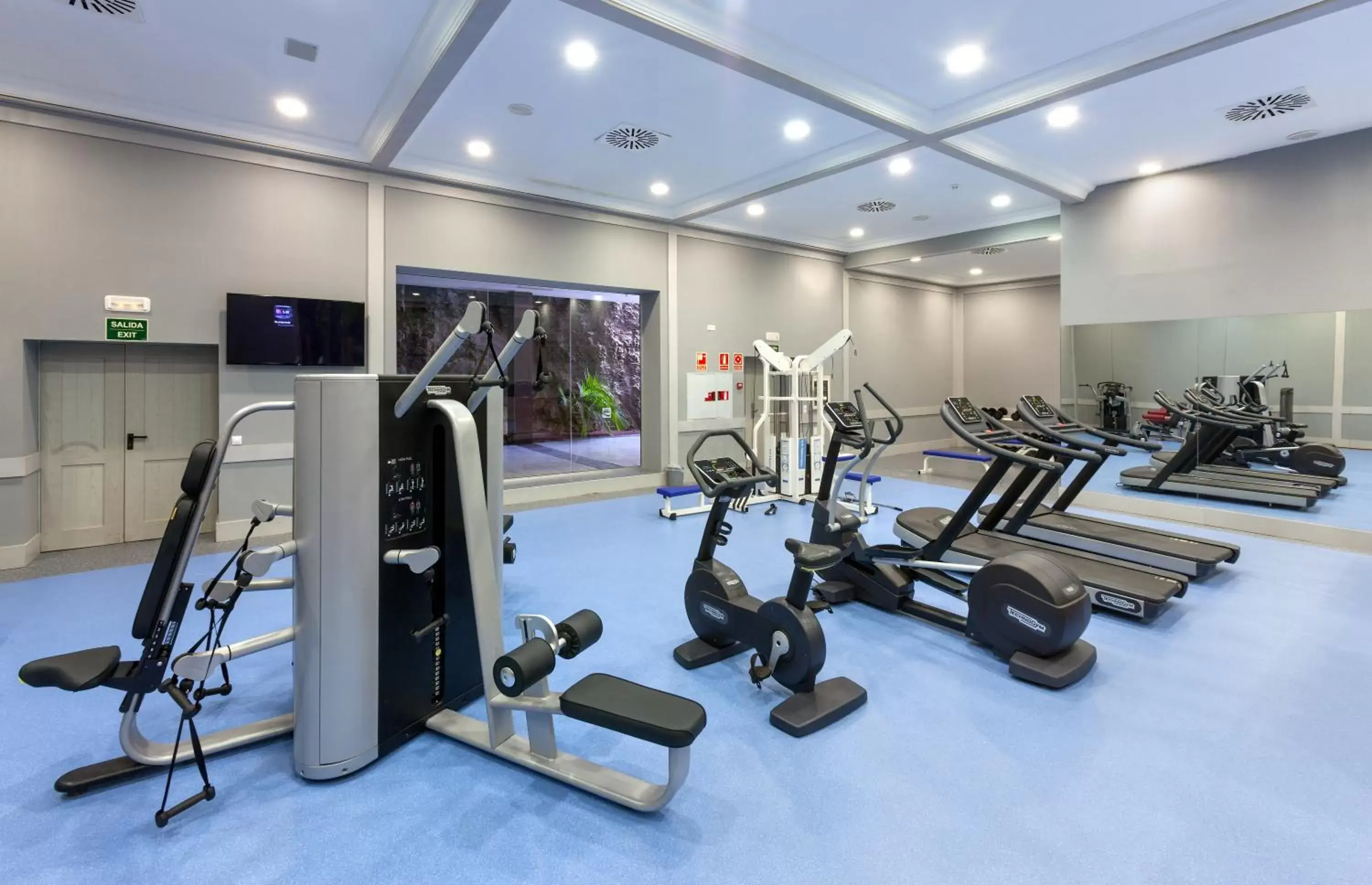 Fitness centre/facilities in Gran Castillo Tagoro Family & Fun Playa Blanca Fitness centre/facilities in Gran Castillo Tagoro Family & Fun Playa Blanca