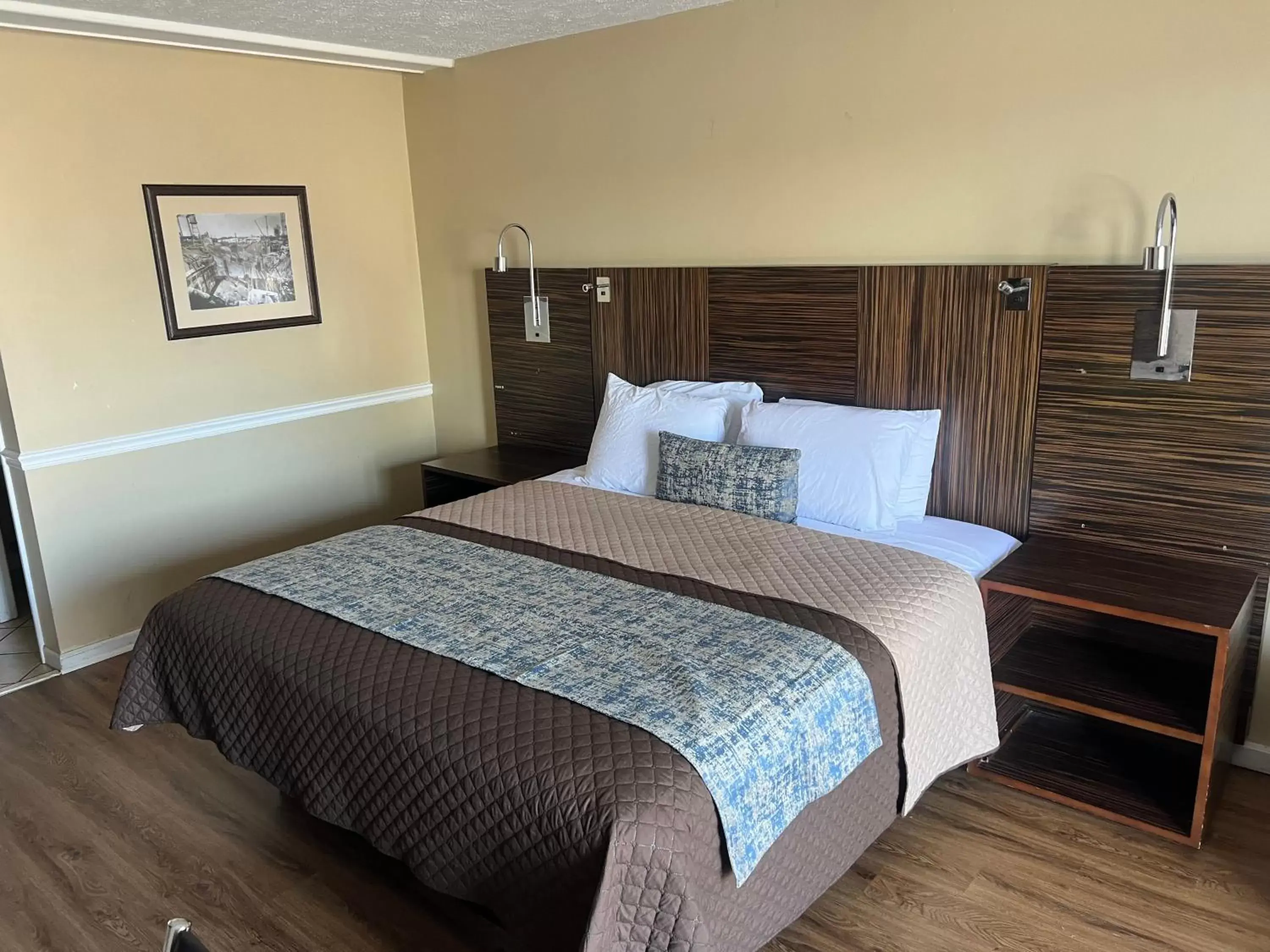 Bedroom, Bed in Towne inn