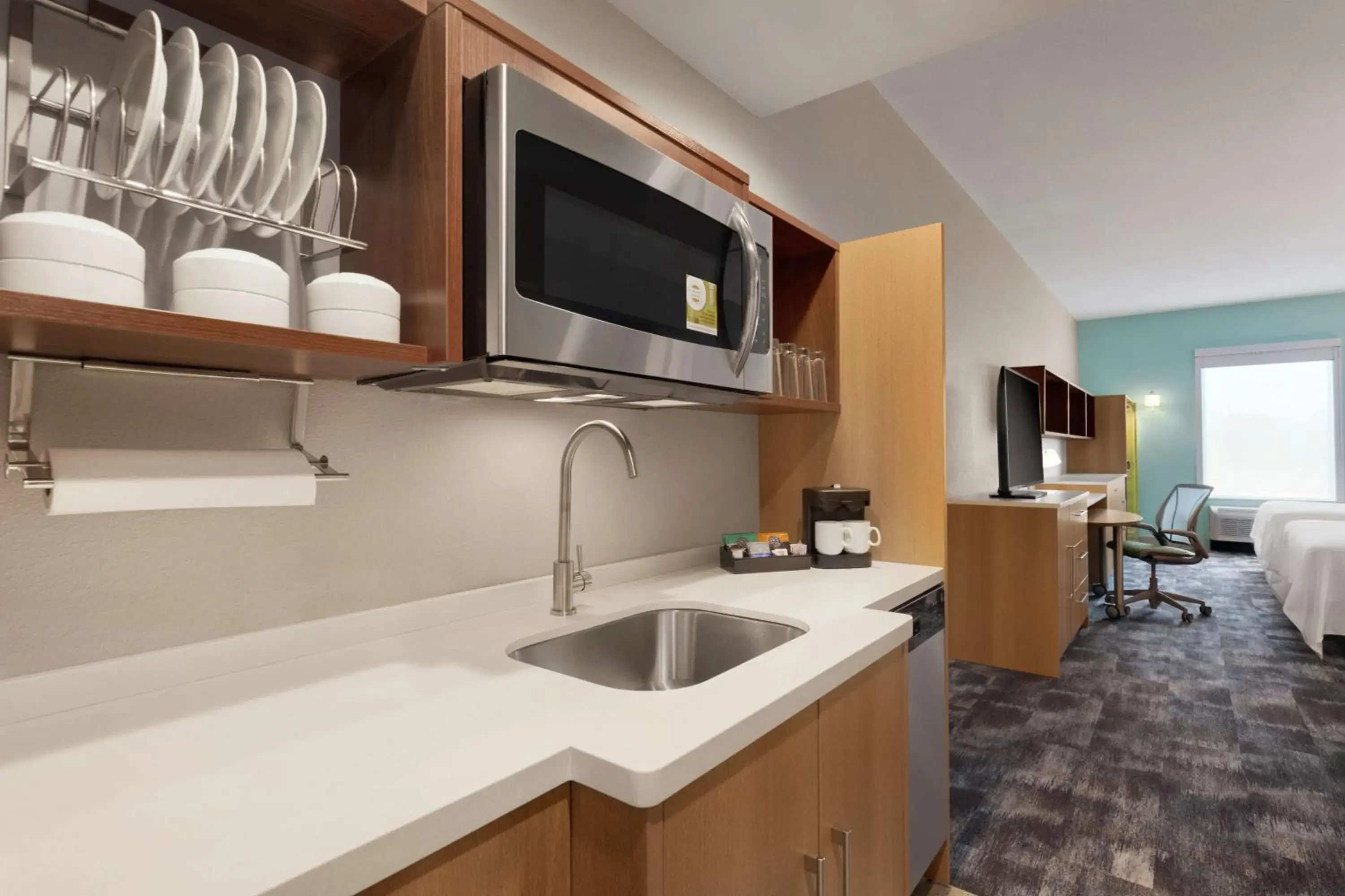 Bedroom, Kitchen/Kitchenette in Home2 Suites by Hilton Vicksburg, MS