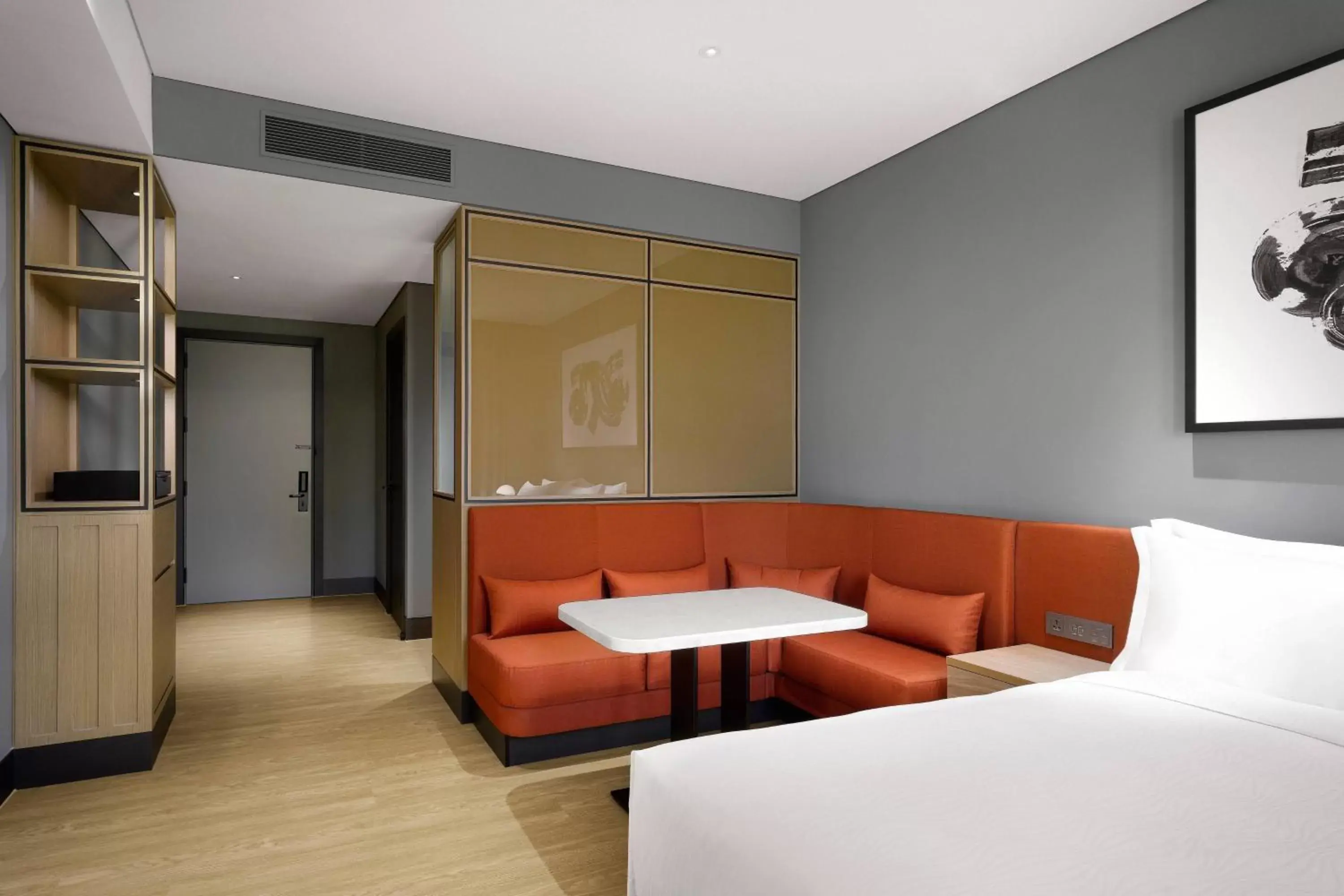 Photo of the whole room, Bed in GRAVITY JOSUN Seoul Pangyo, Autograph Collection Photo of the whole room, Bed in GRAVITY JOSUN Seoul Pangyo, Autograph Collection