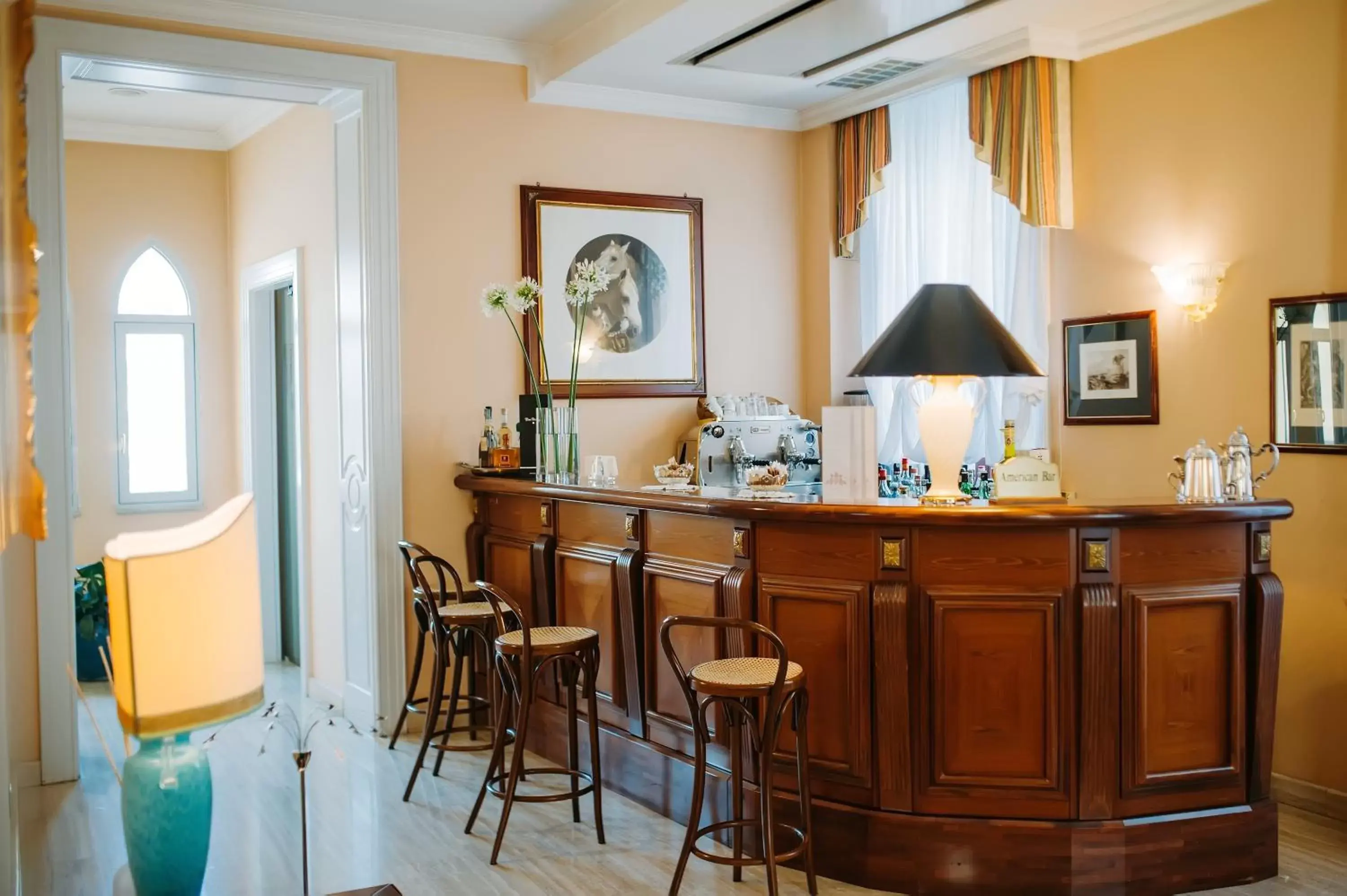 Lounge or bar in Hotel Villa Traiano