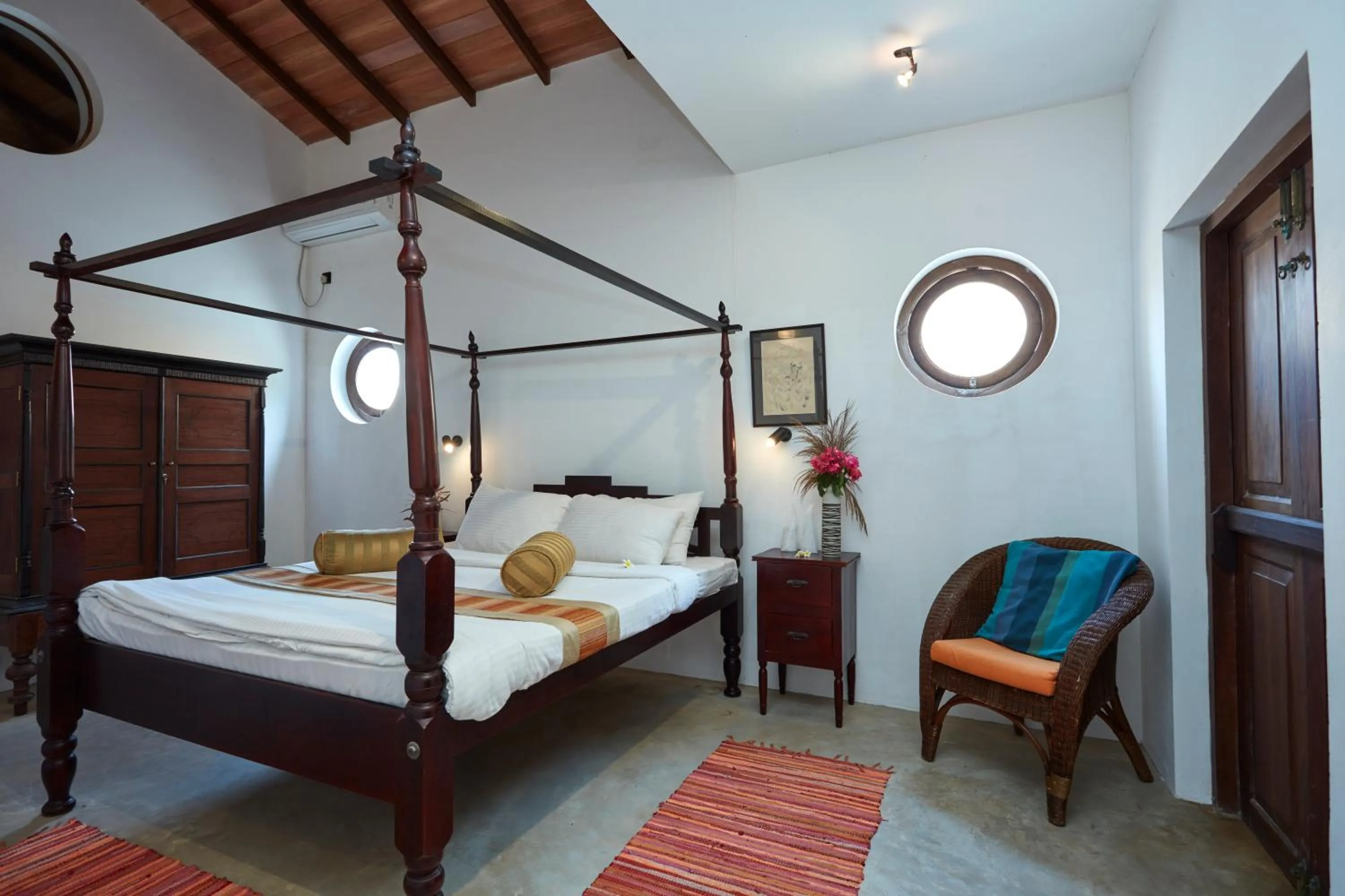 Bedroom, Bed in Villa Sunbird Negombo