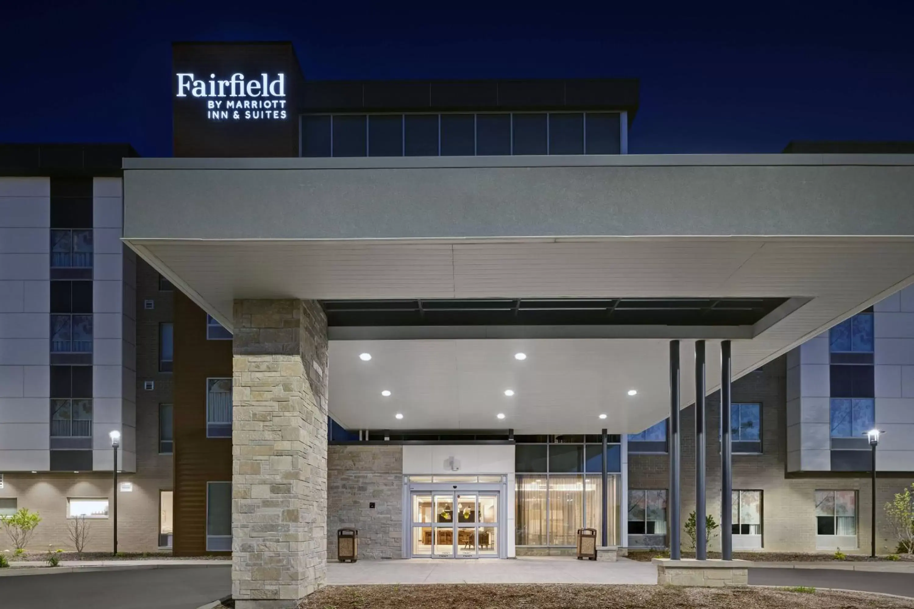 Other, Property Building in Fairfield Inn & Suites by Marriott Milwaukee Brookfield