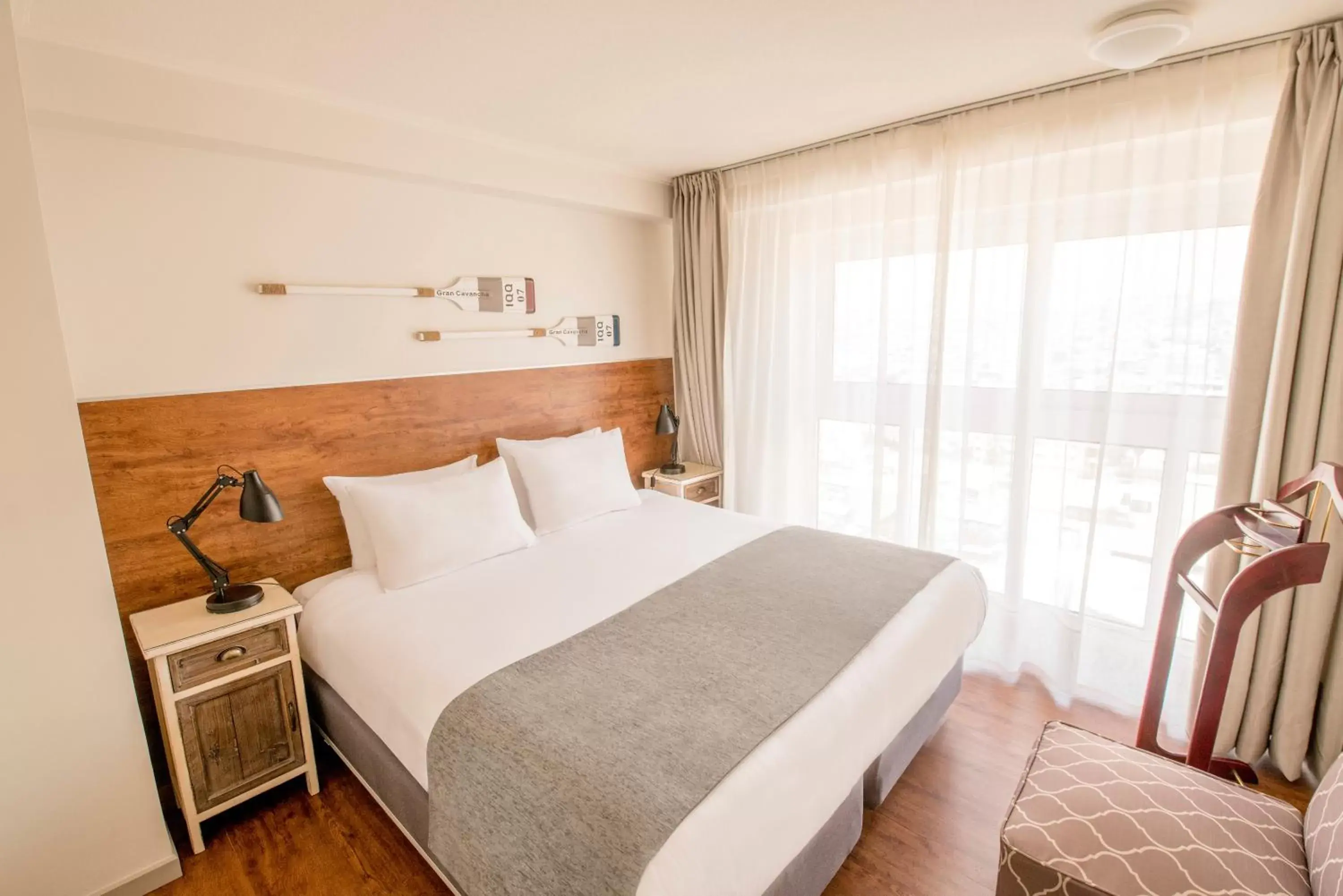 Bed in Gran Cavancha Hotel & Apartment