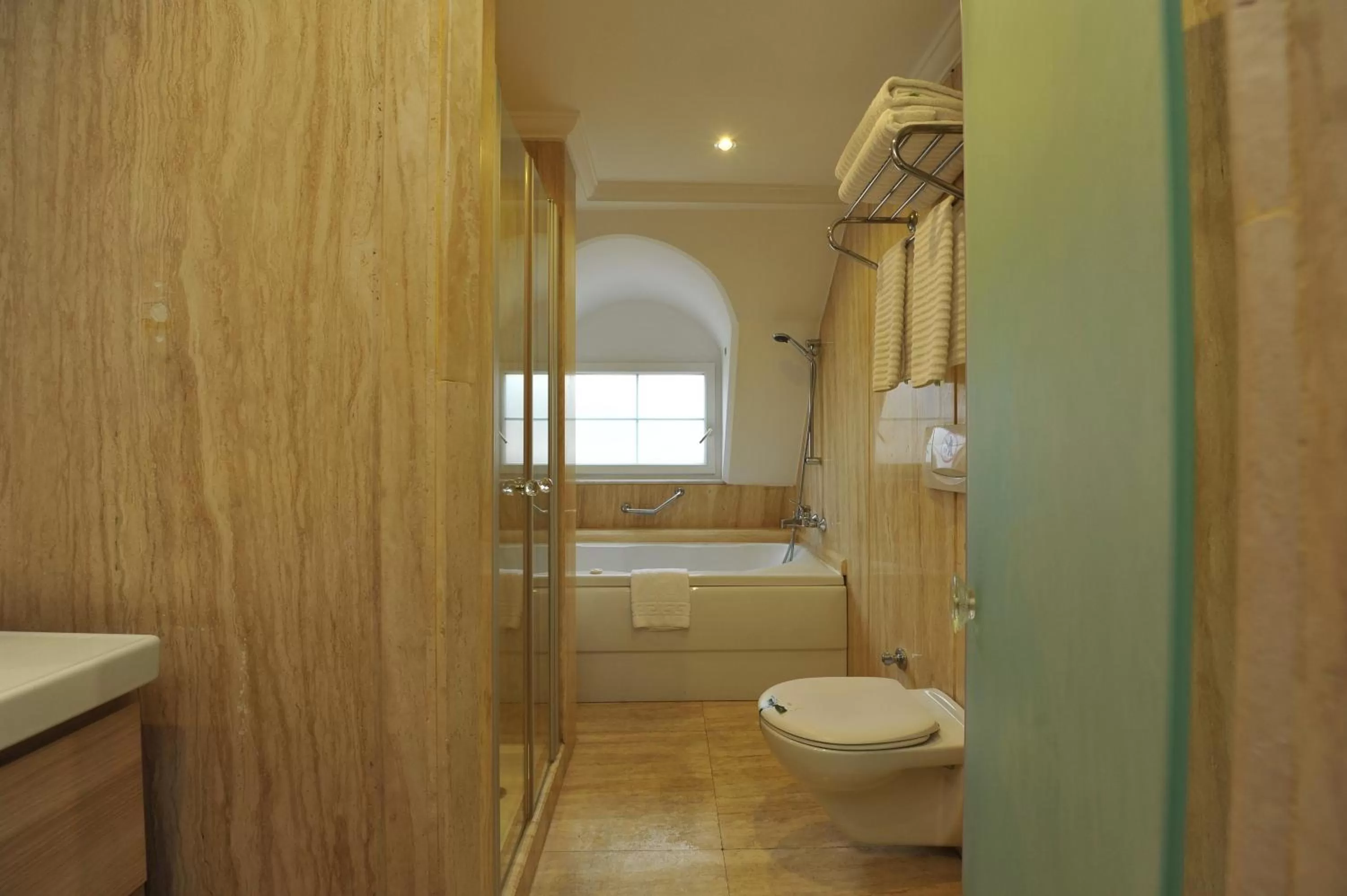 Bathroom in Hotel Yasmak Sultan