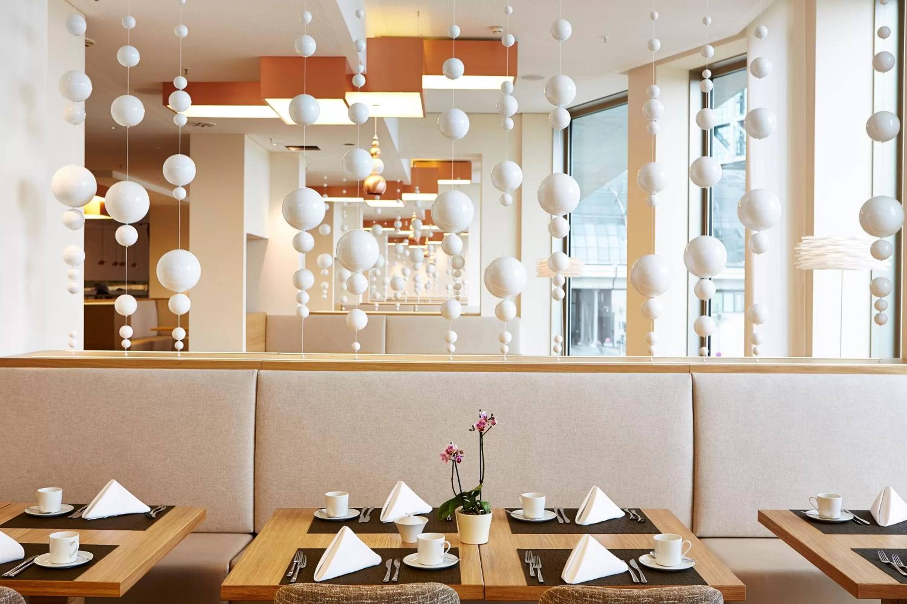 Restaurant/places to eat in Steigenberger Hotel Am Kanzleramt